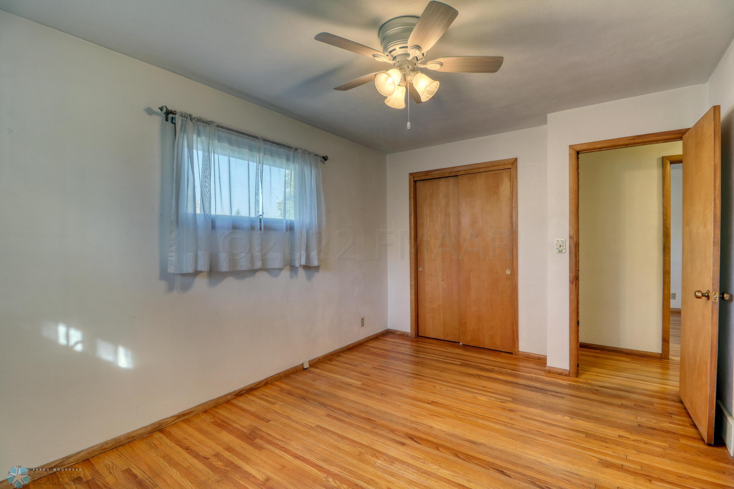 Bedroom1_2