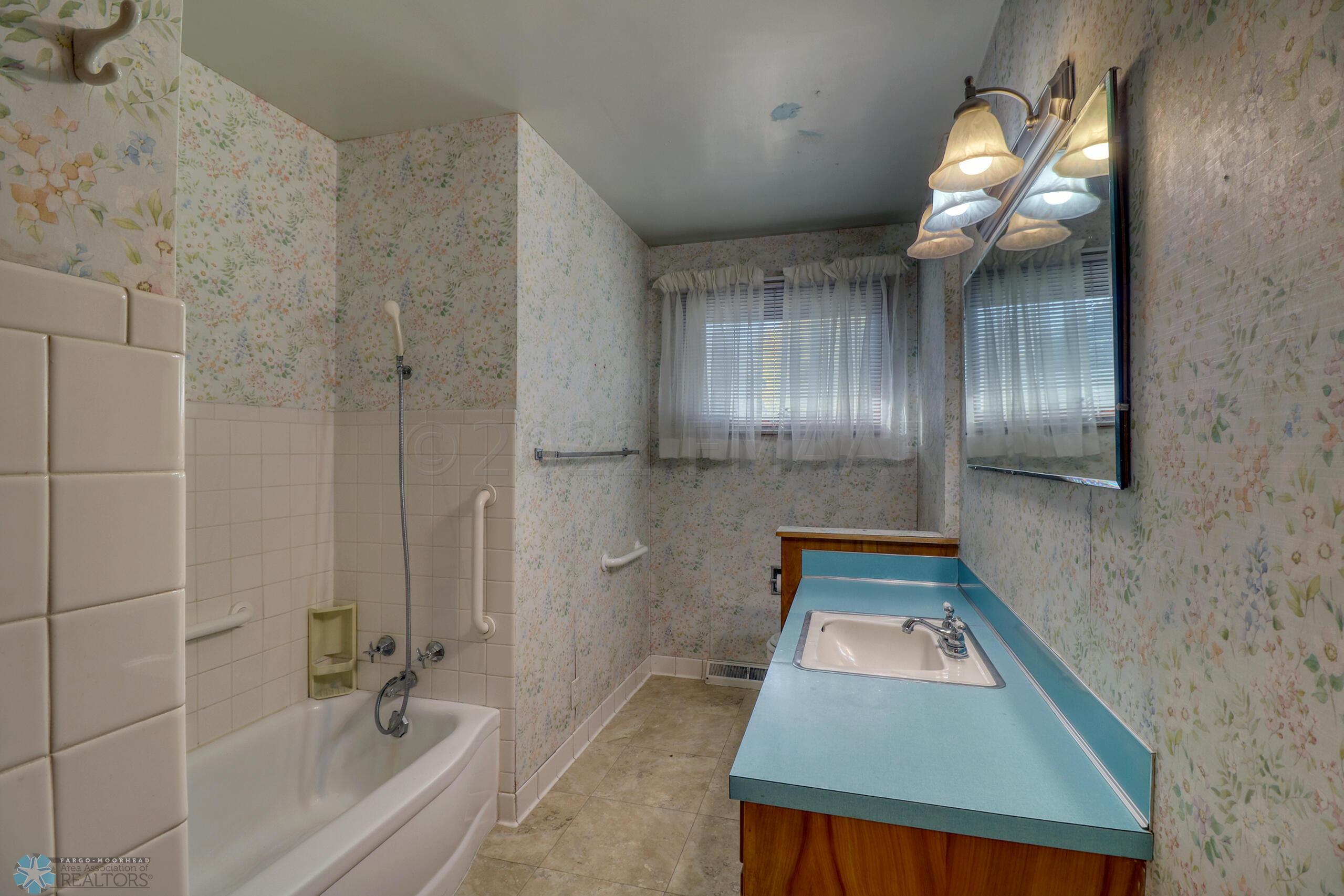 Bathroom1_1