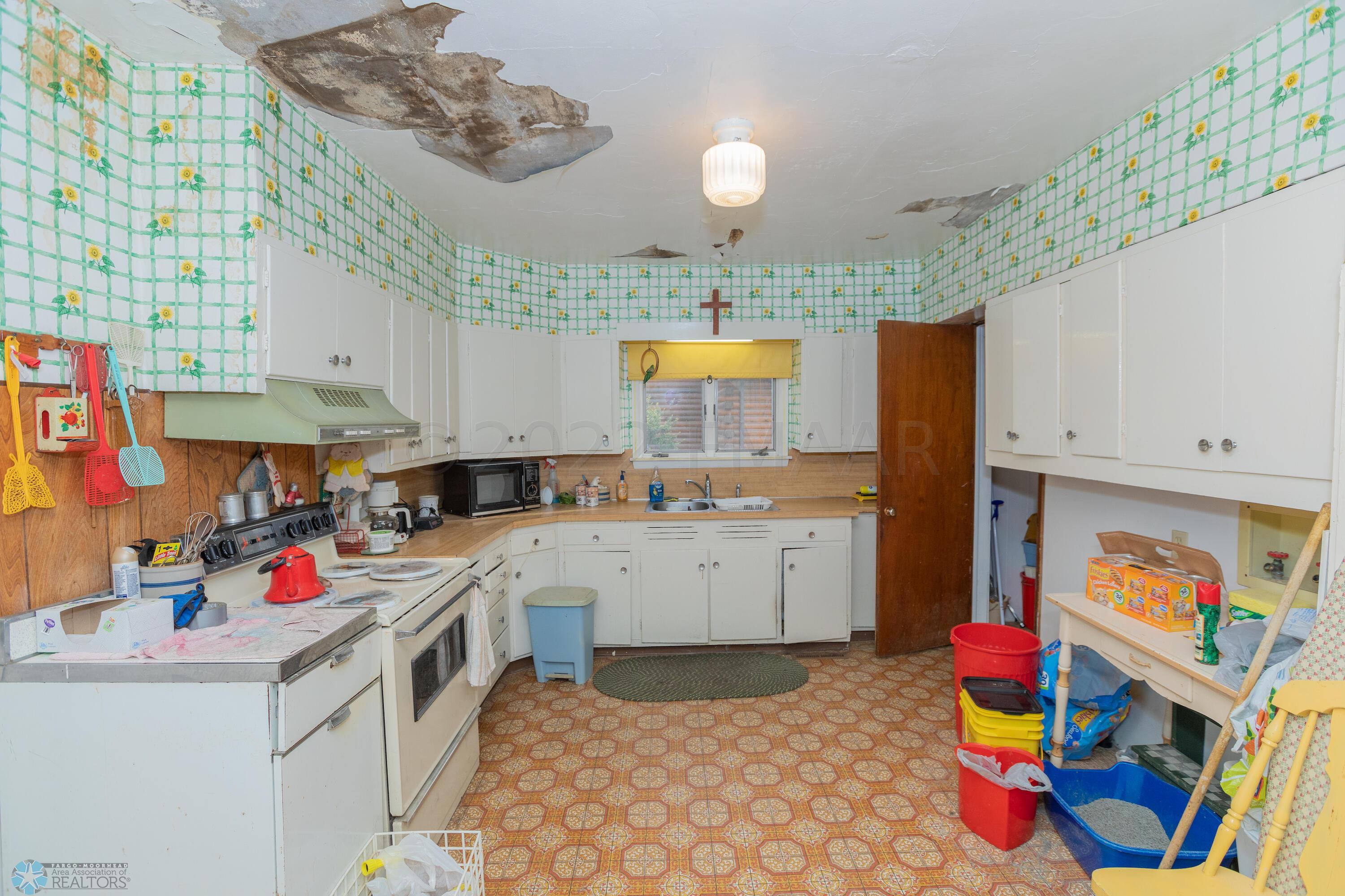 401 kitchen