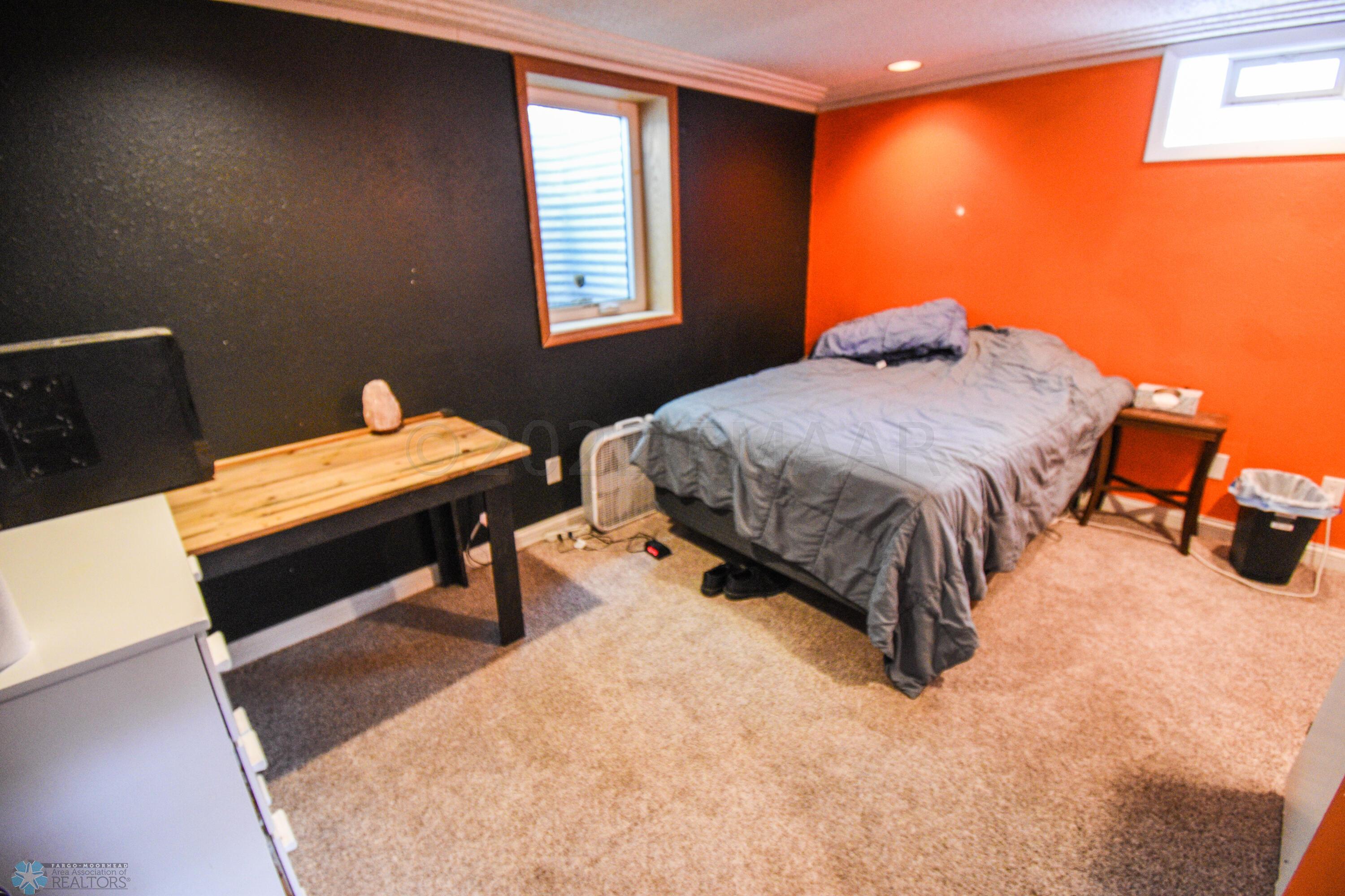 59FF98CF-927D-47DF-9486-31879F274809