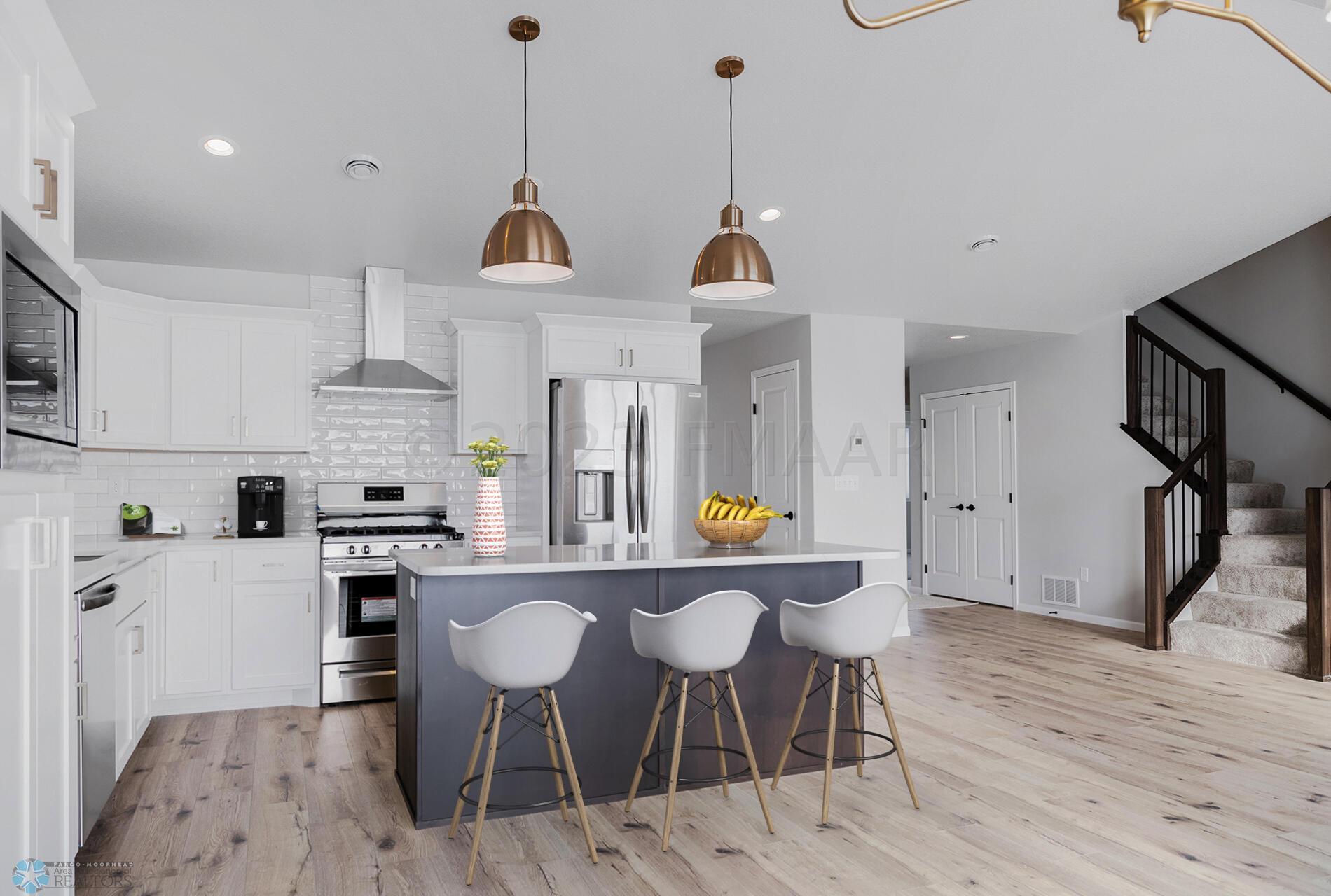 2580 virtual stagging kitchen