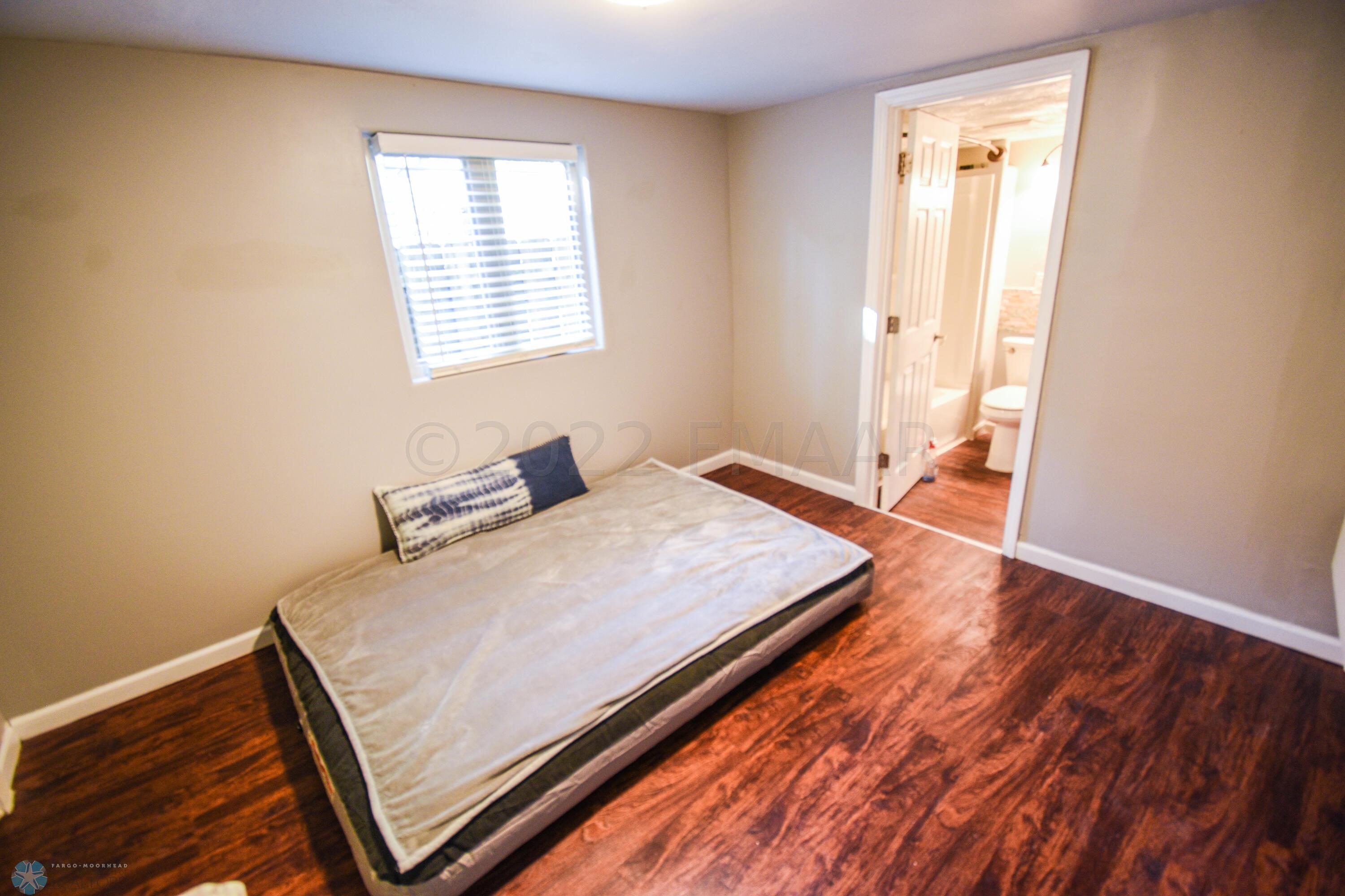 A3EB4C02-4B60-4E2A-B4D6-BED55C4A2096