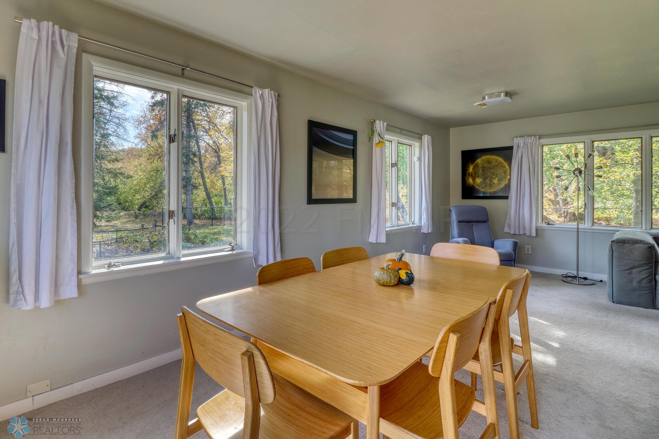 Dining Area1_3