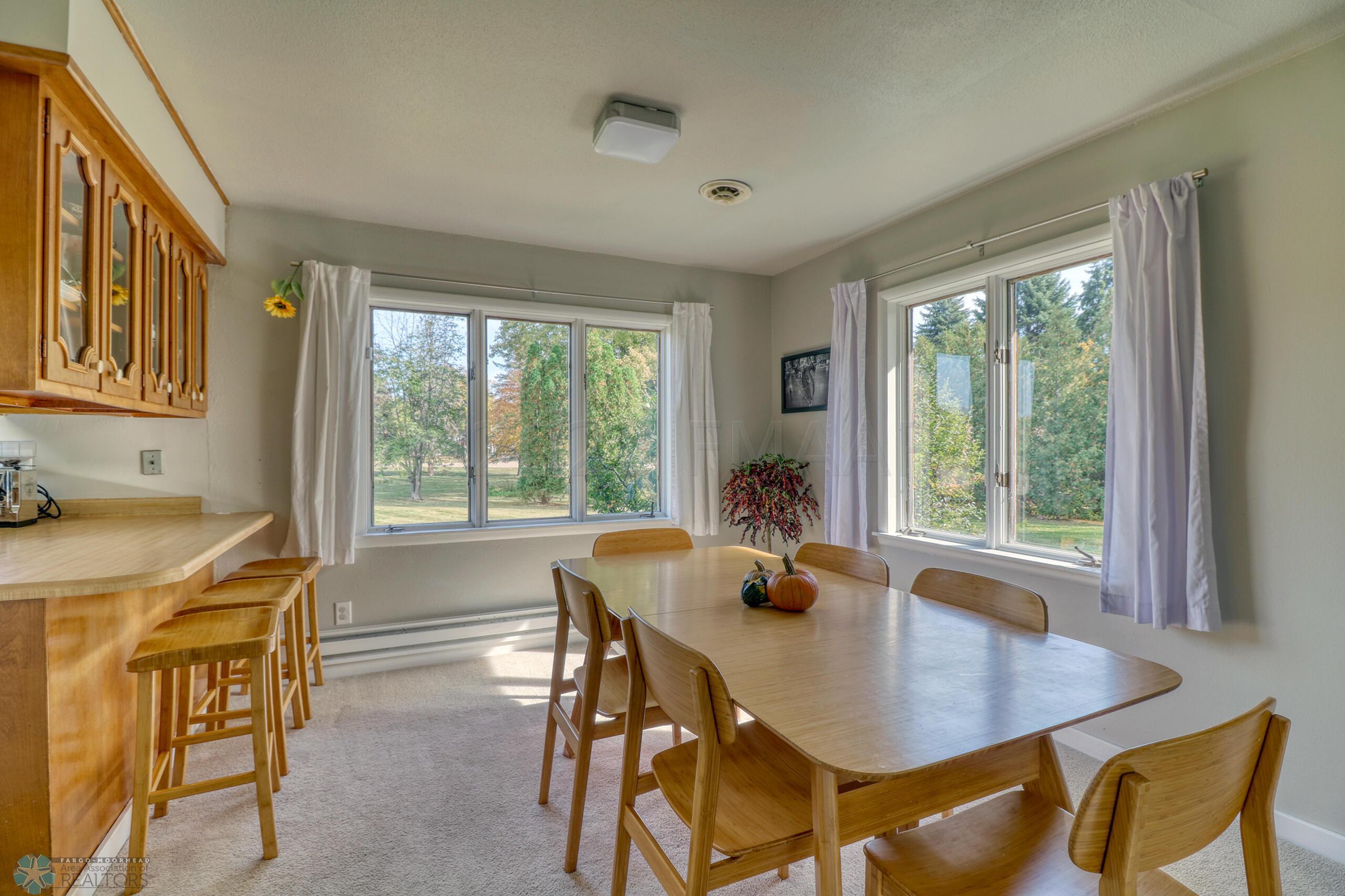 Dining Area1_2