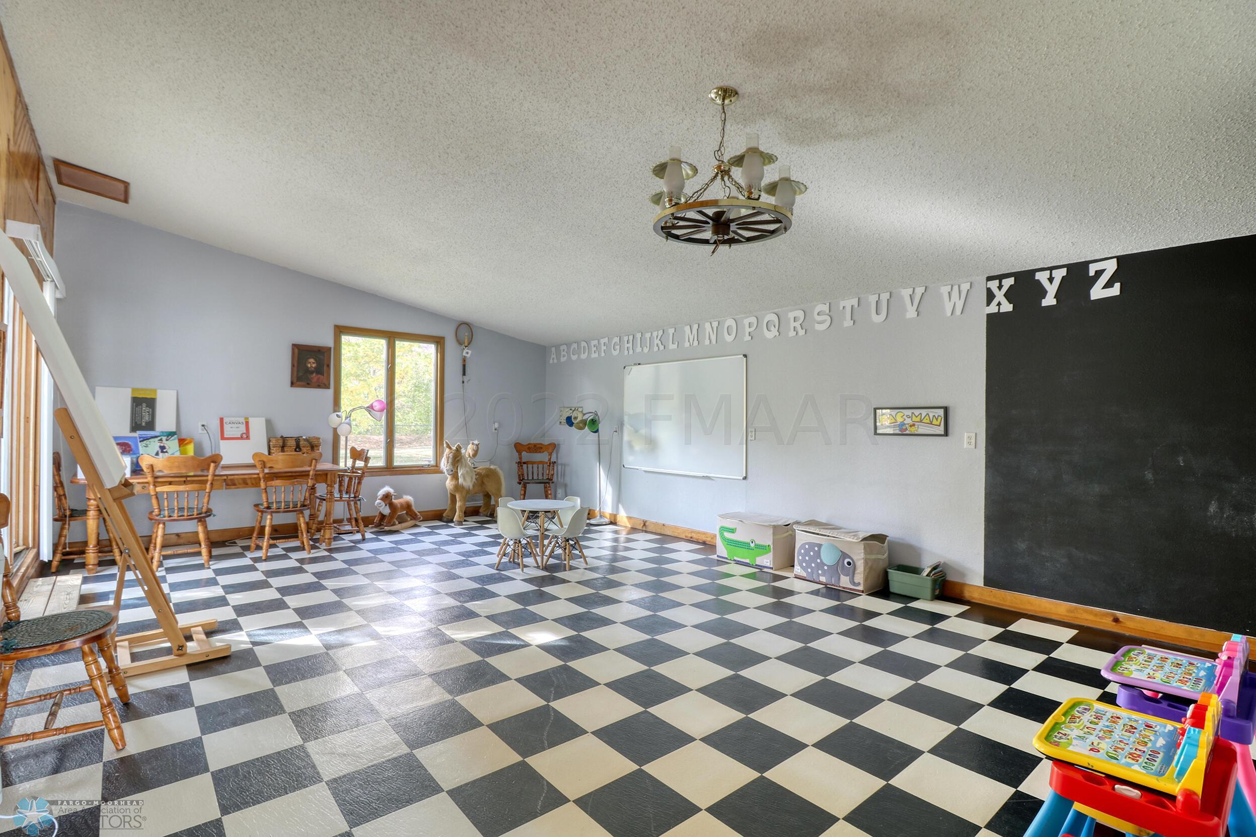 Garage_Bonus Room1_1