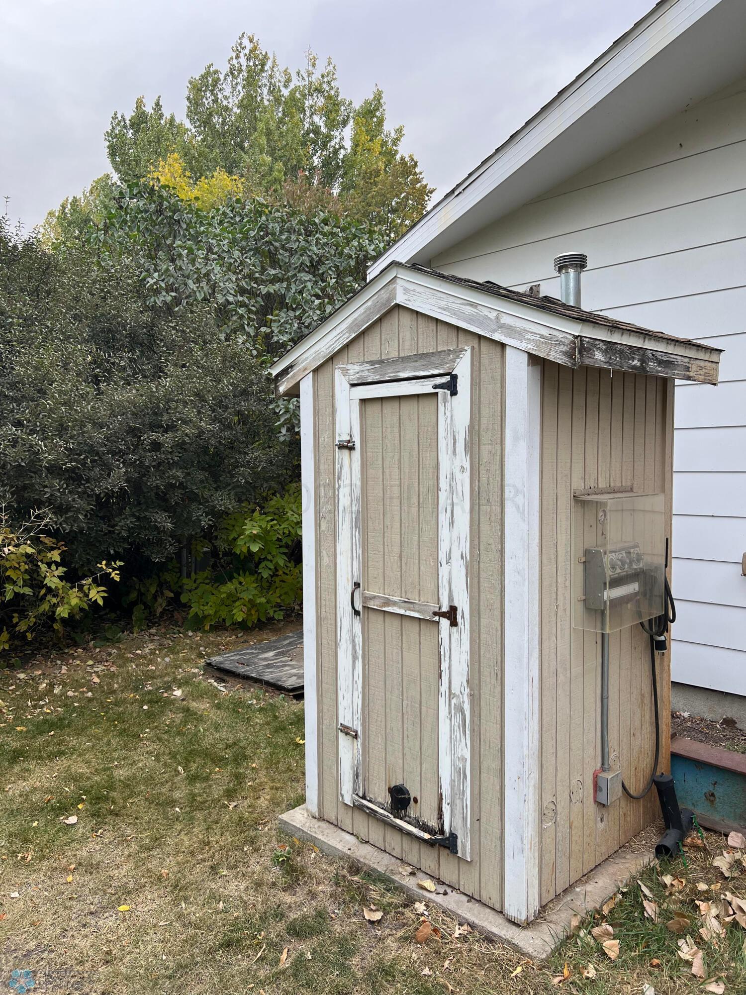 Smoke House