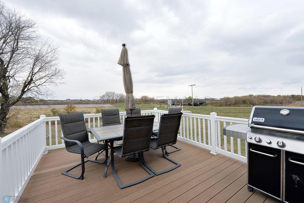 Huge Maintenance Free Deck