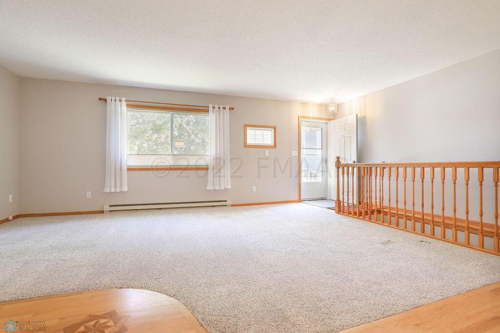 1408 14 1/2 Ave E, West Fargo