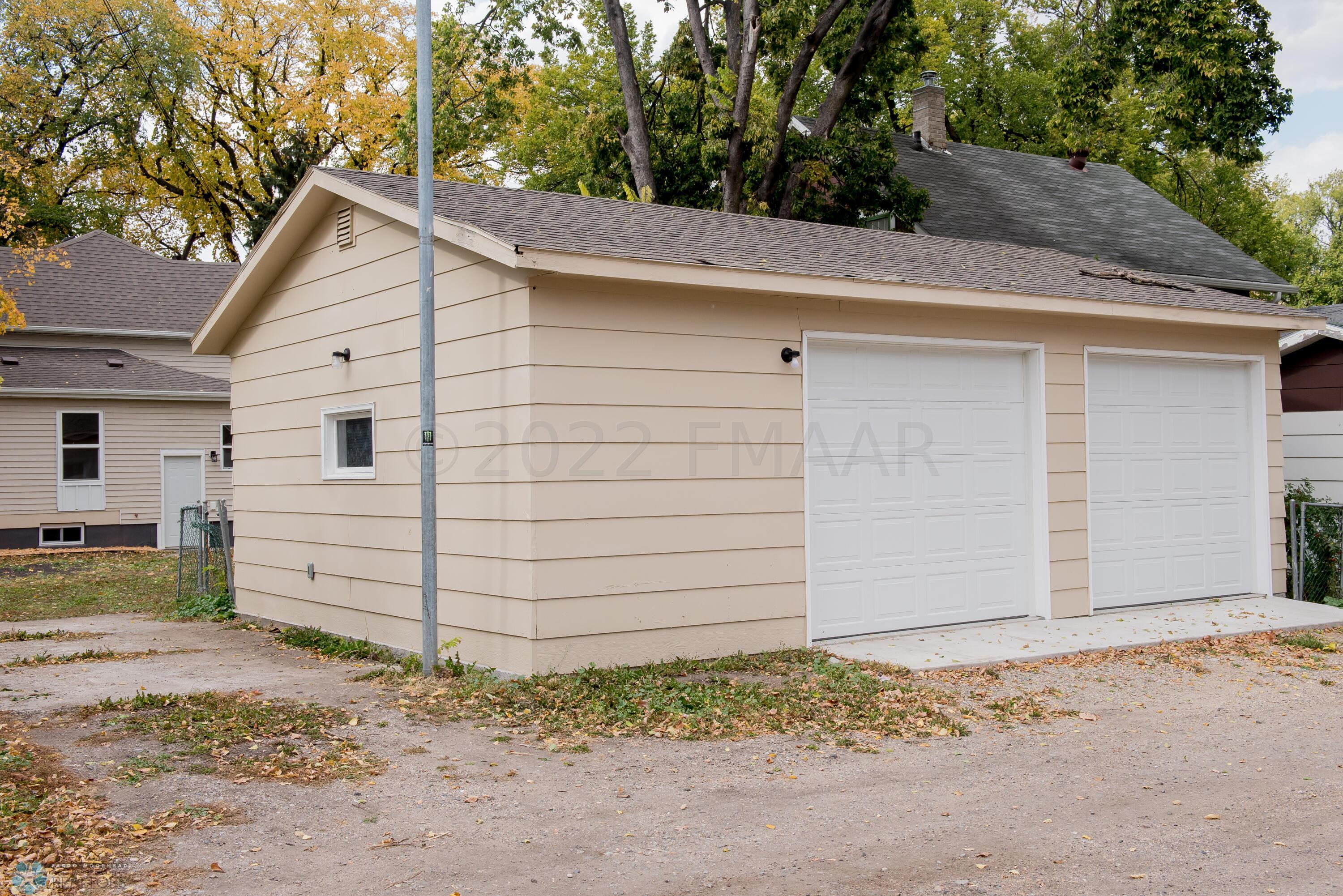 Garage