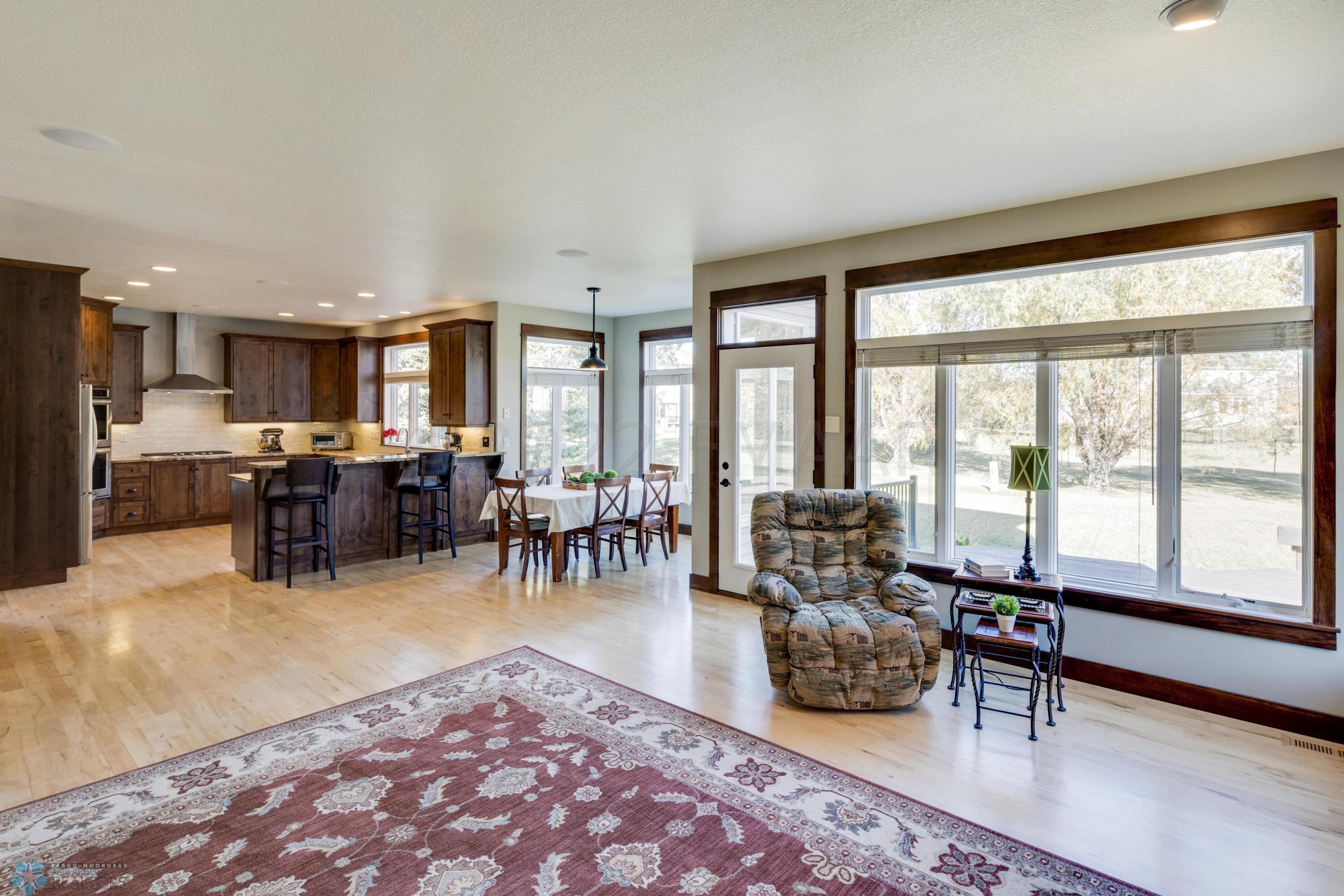 2nd Living Room