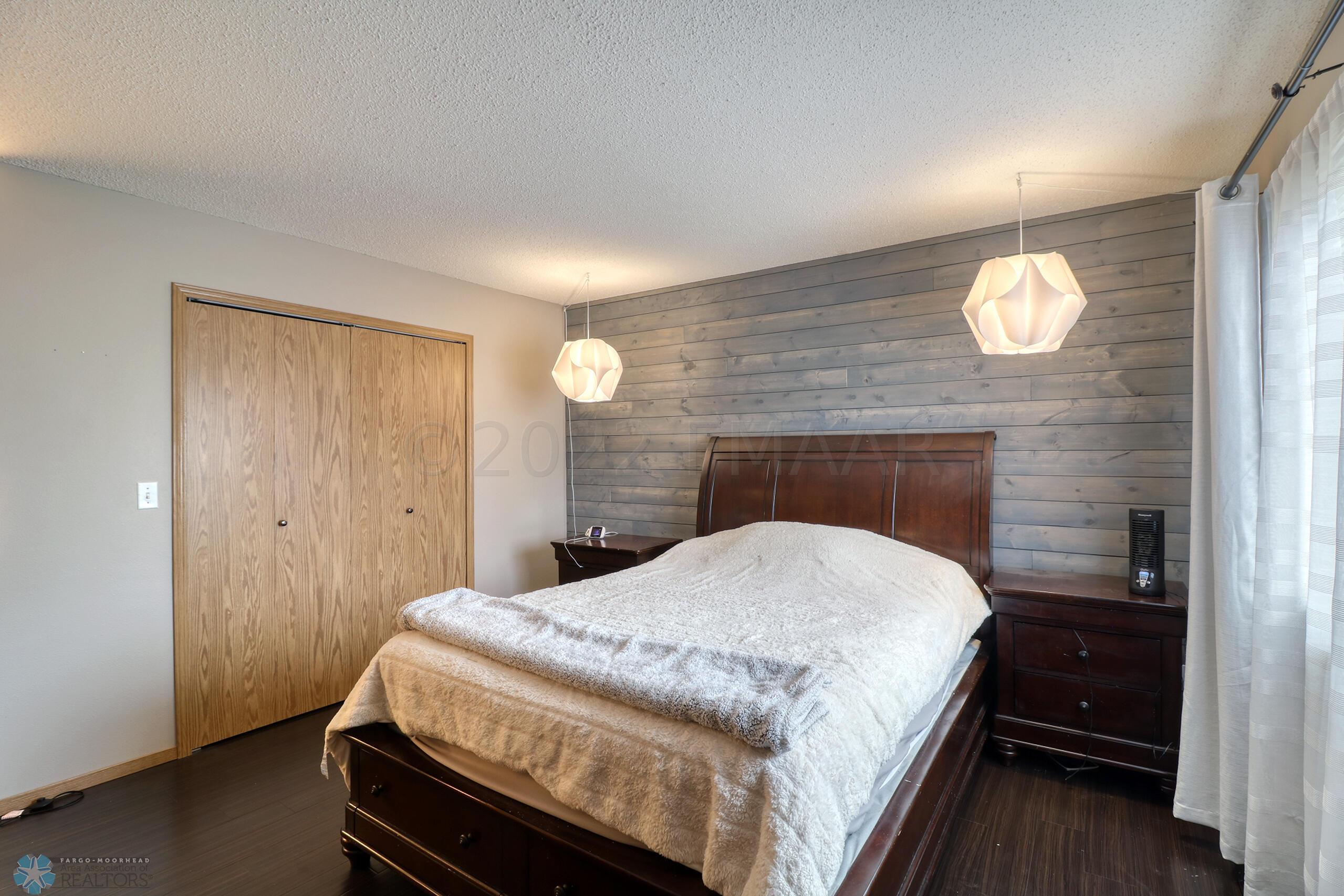 Bedroom1_2