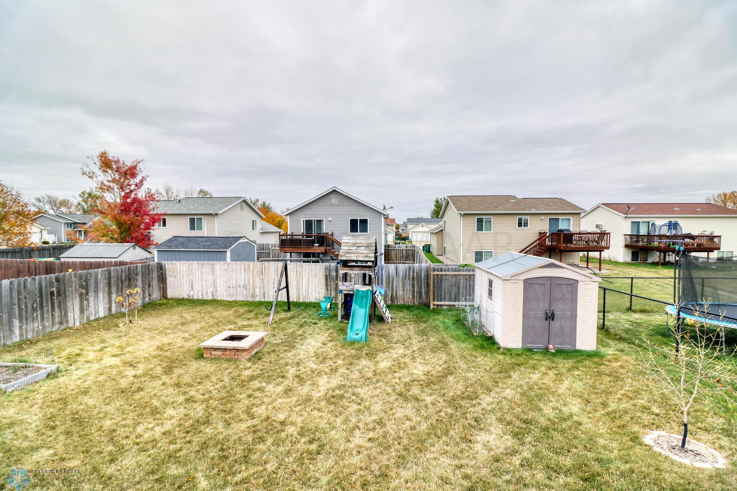 Backyard1_1
