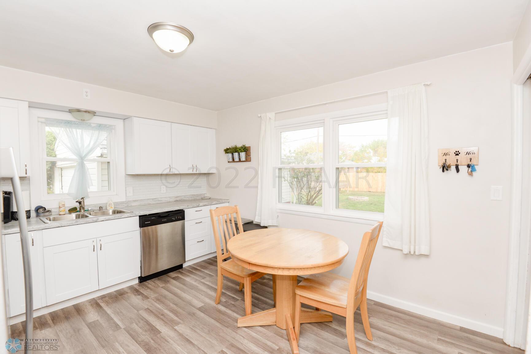 Kitchen/Dining