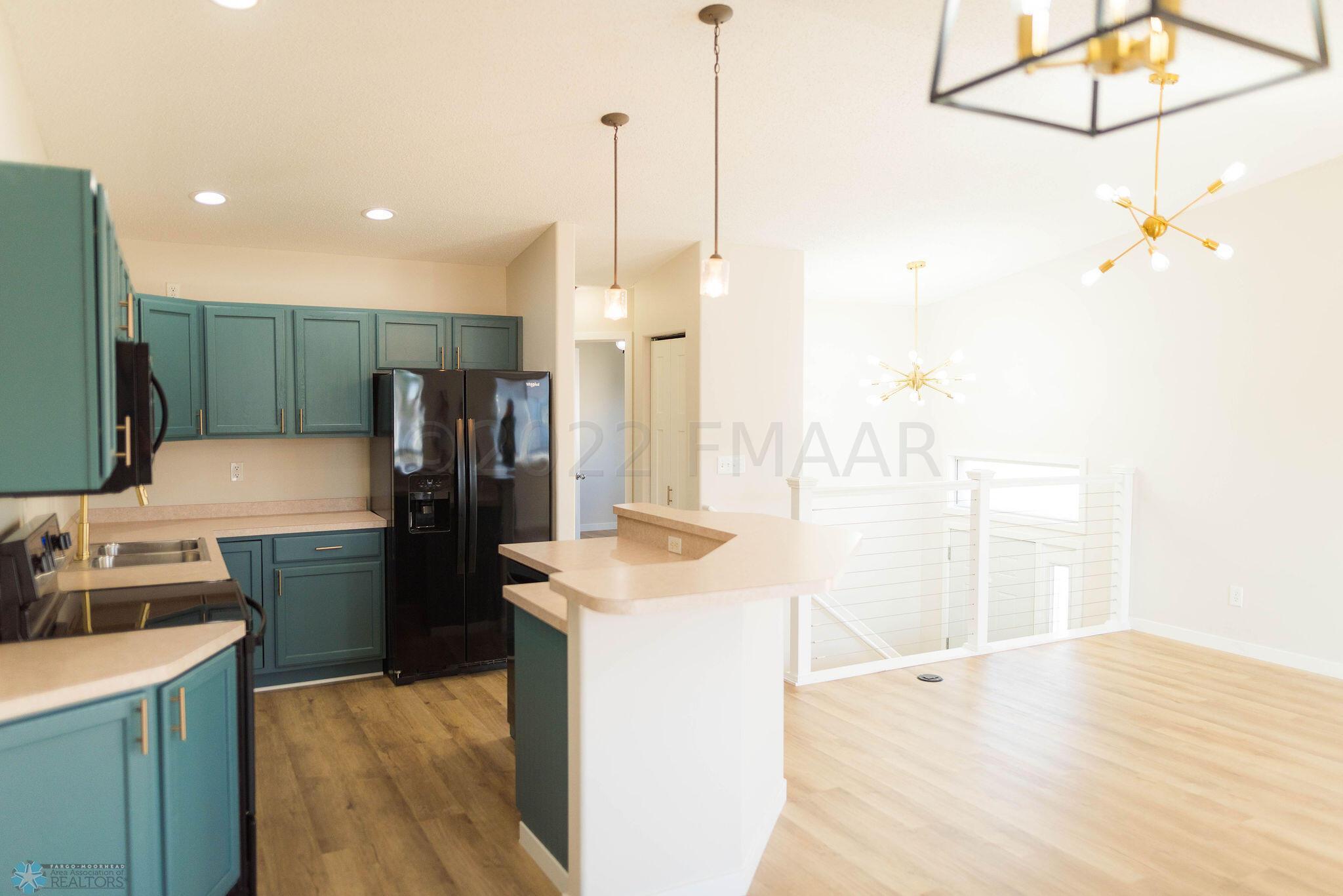 kitchen/living room