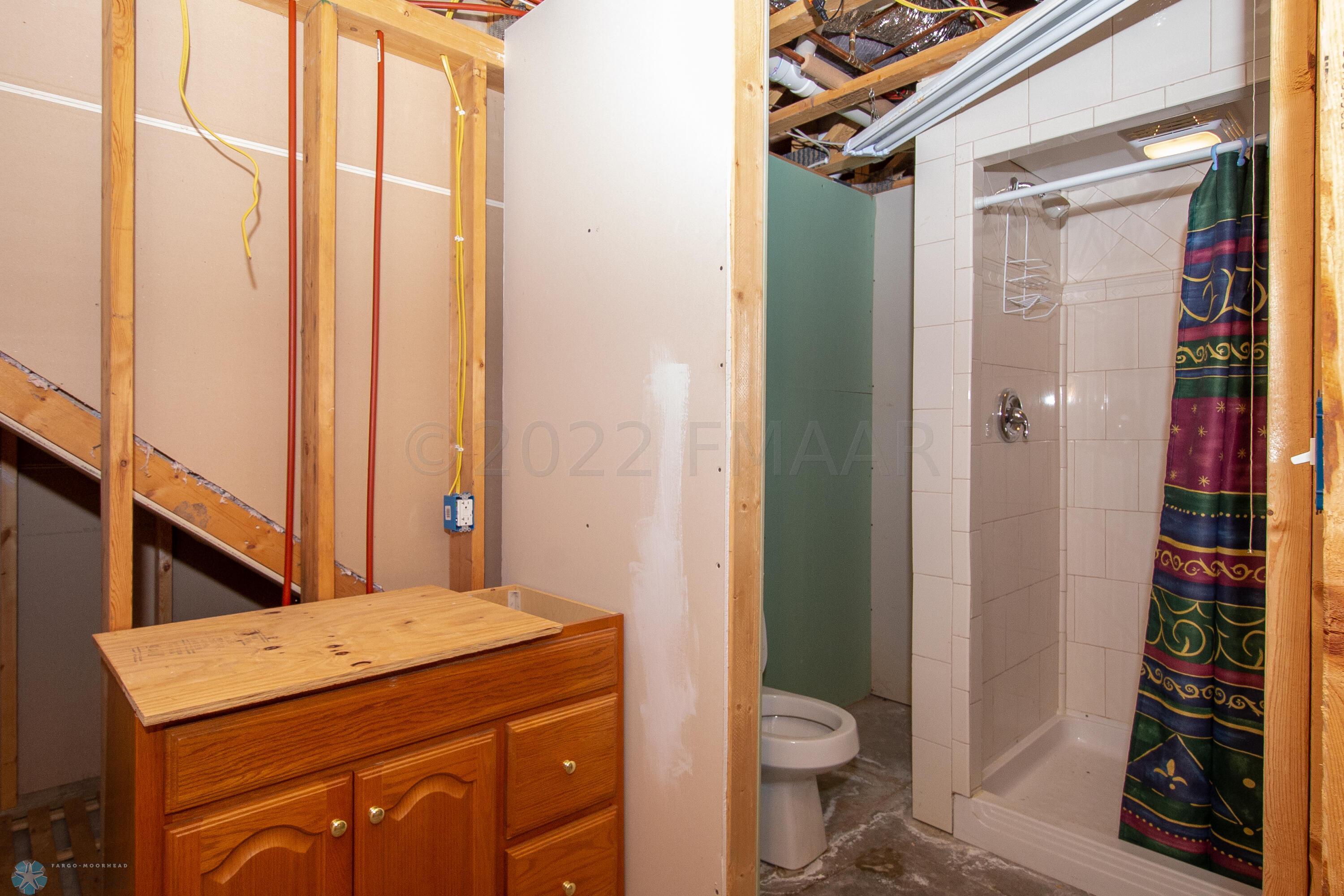 Plumbed Bathroom plus shower