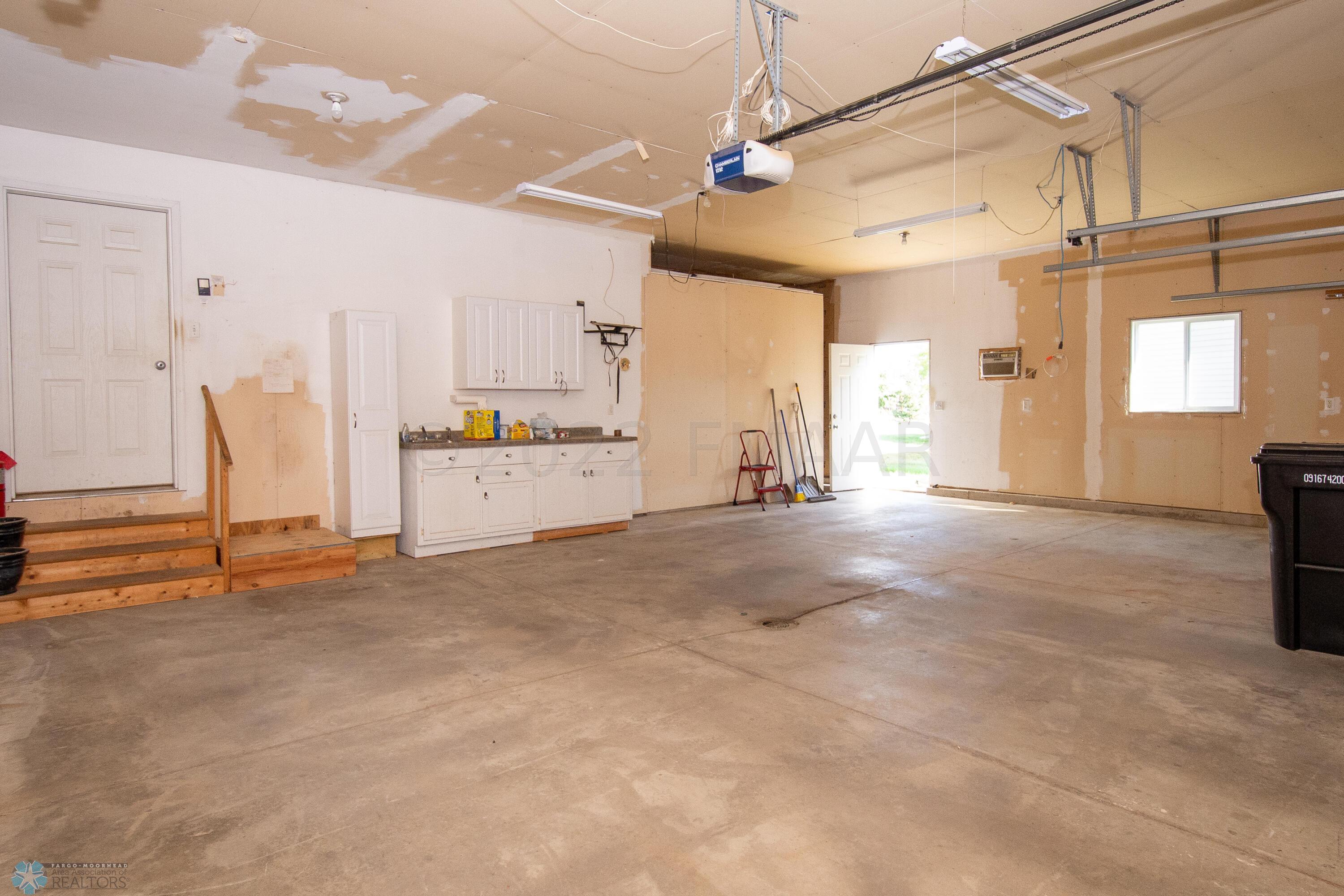 Spacious Garage
