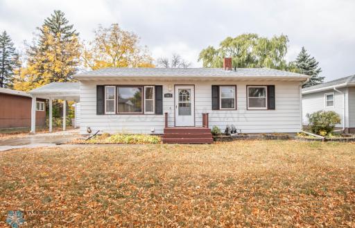 1813 14 Street S, Fargo, ND 58103