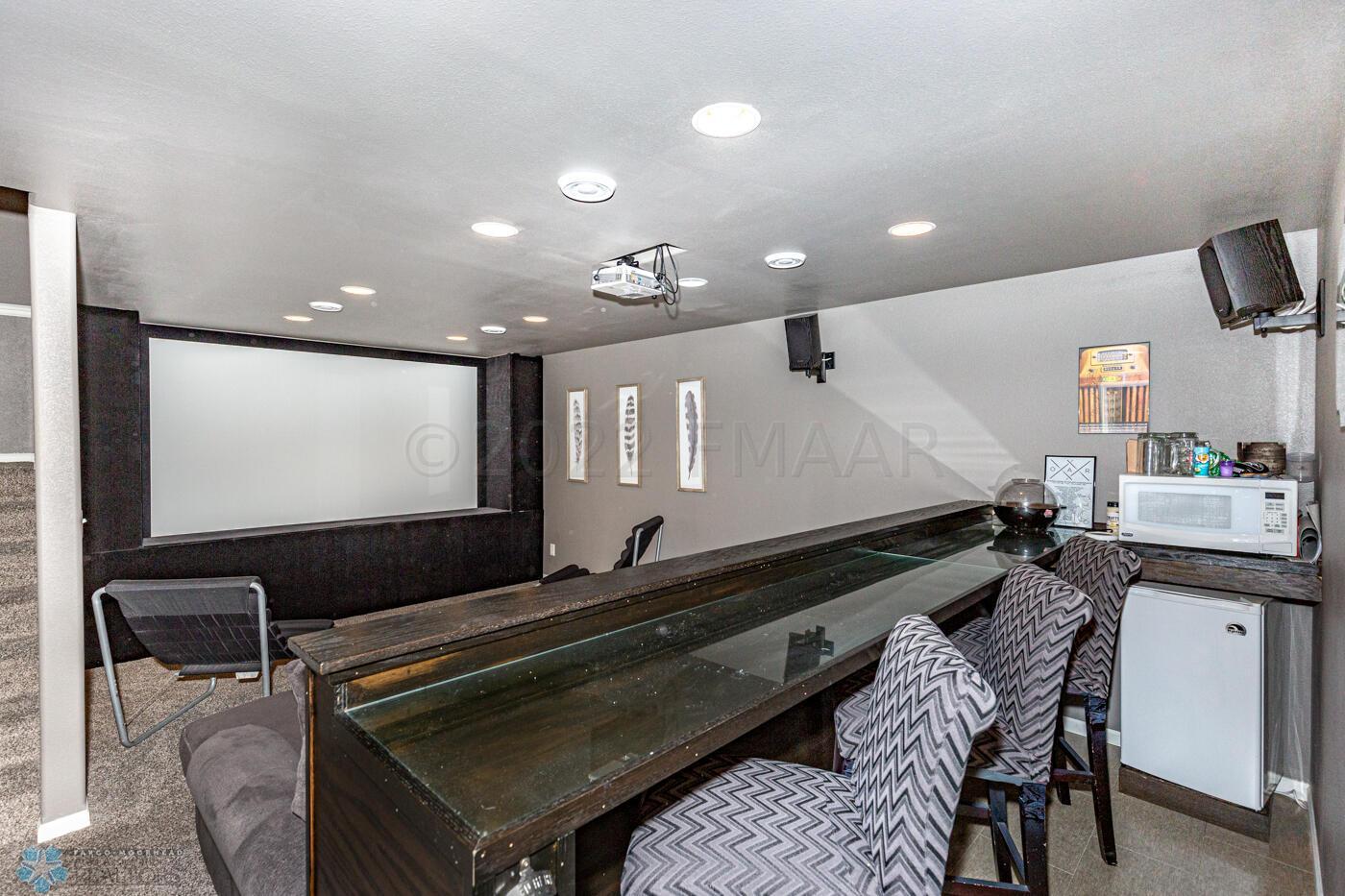 BASEMENT FAMILY ROOM / BAR AREA
