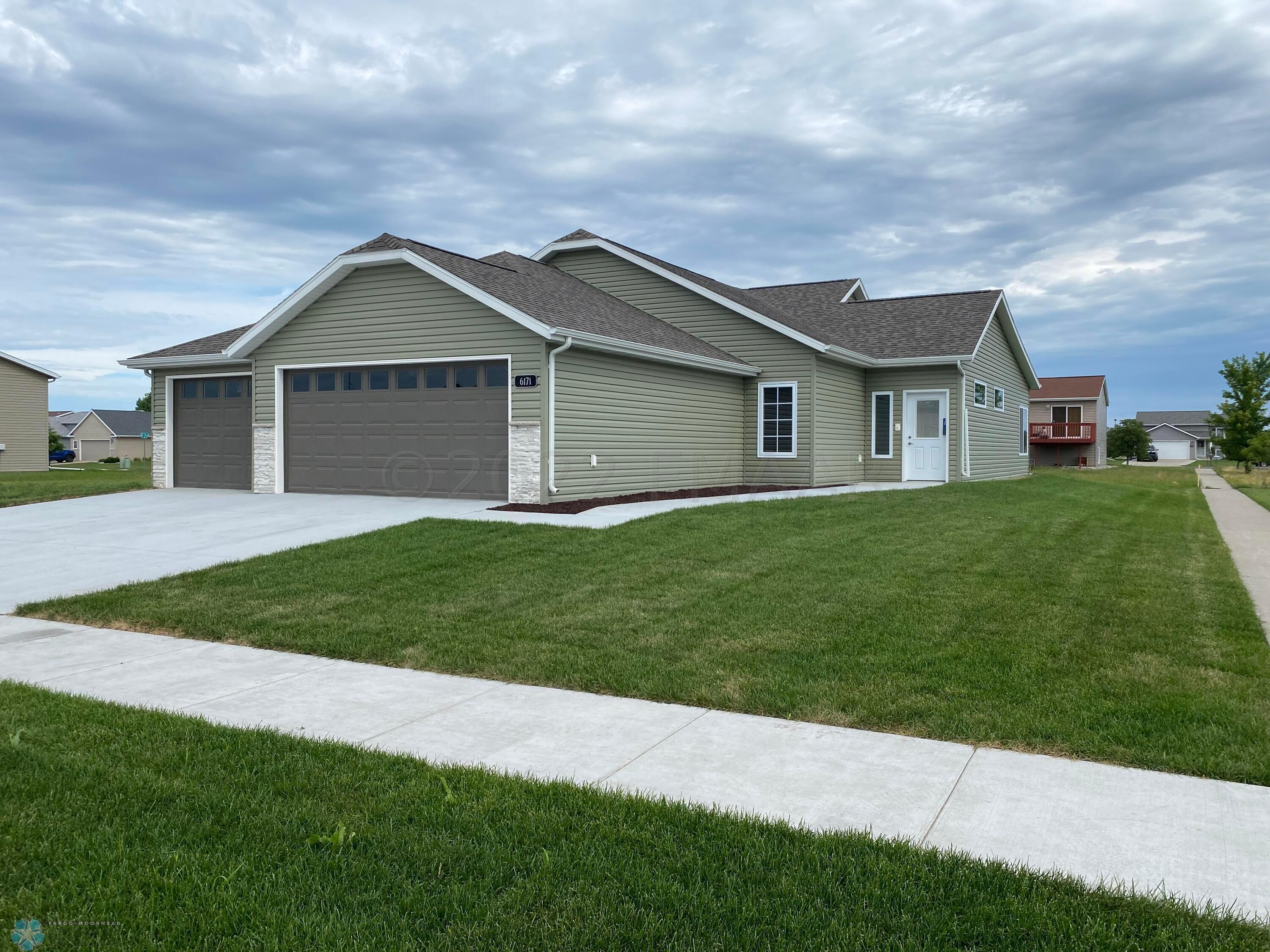 6171 Bennett Ct S, Fargo