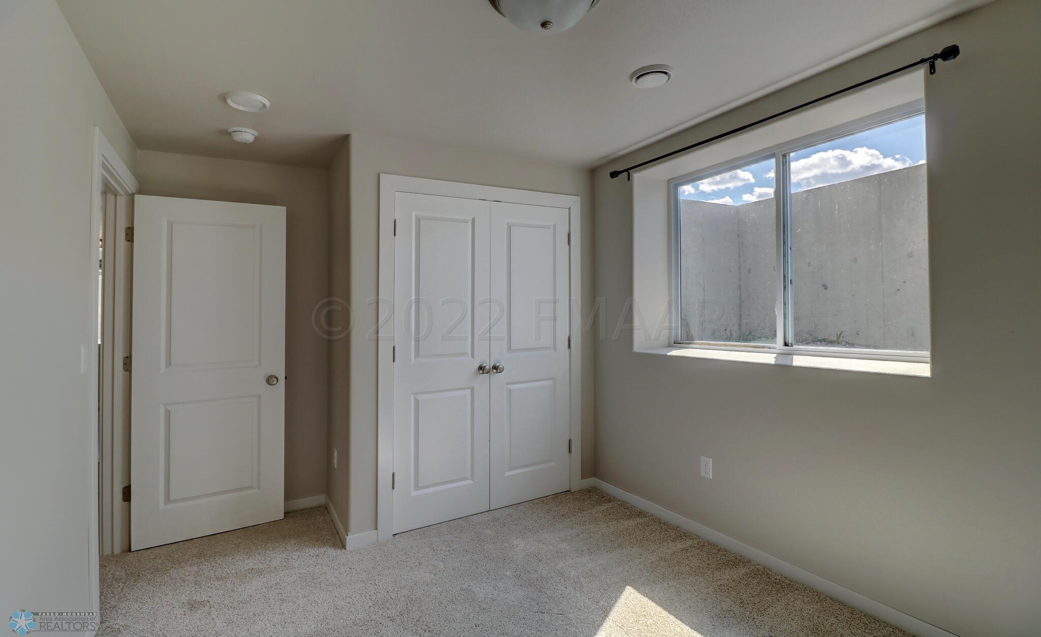 Basement Bedroom1_2