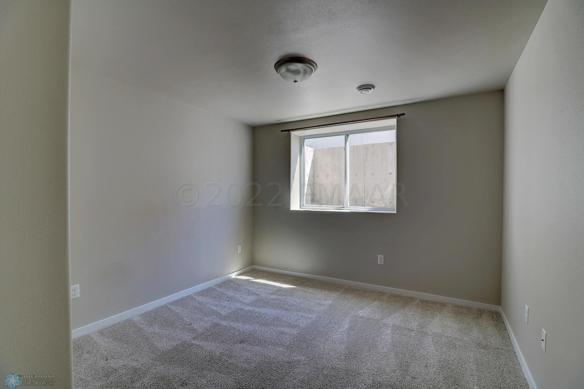 Basement Bedroom2_1