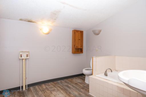 Photo for 352 8TH Avenue N, Casselton, ND 58012 - Listing #7421801 352 8TH Avenue N, Casselton, ND 58012