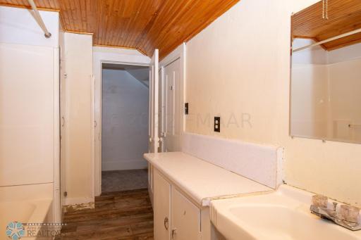 Photo for 352 8TH Avenue N, Casselton, ND 58012 - Listing #7421801 352 8TH Avenue N, Casselton, ND 58012