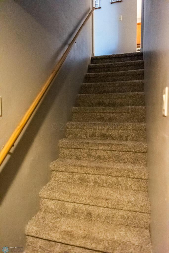 Stairway to Main Floor