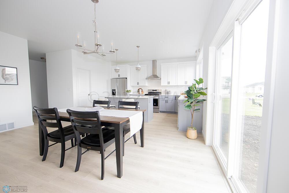 Kitchen/Dining