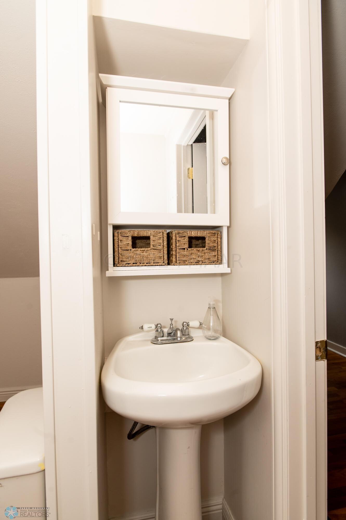 Upper Bathroom