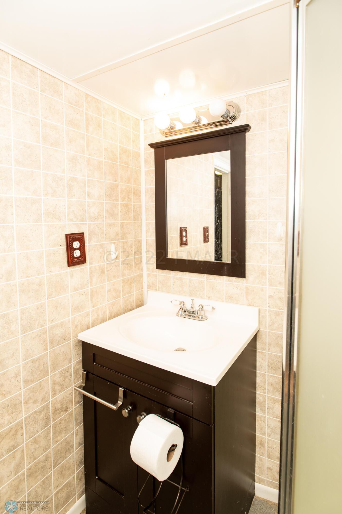 Lower Level Bath