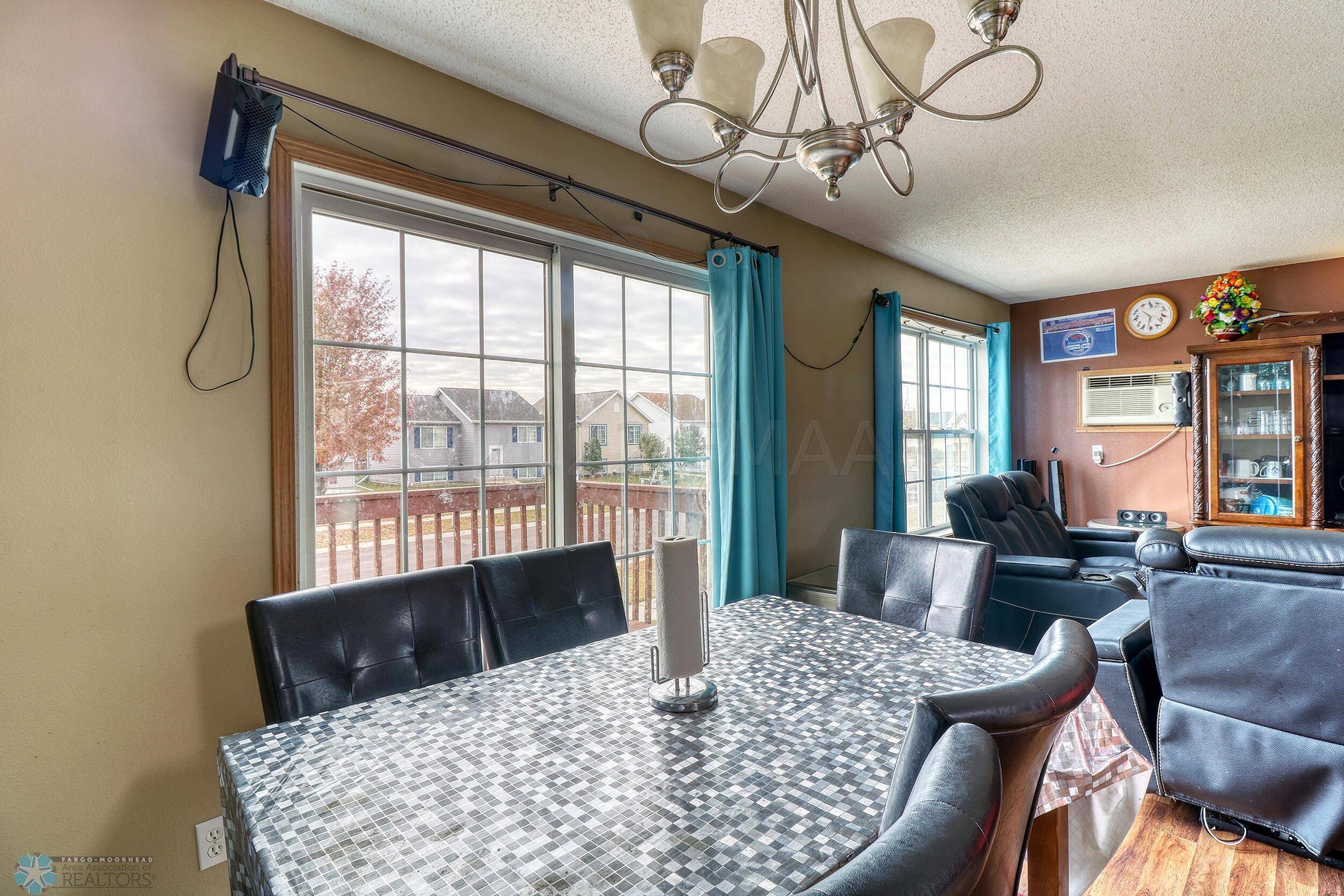 Dining Area1_1