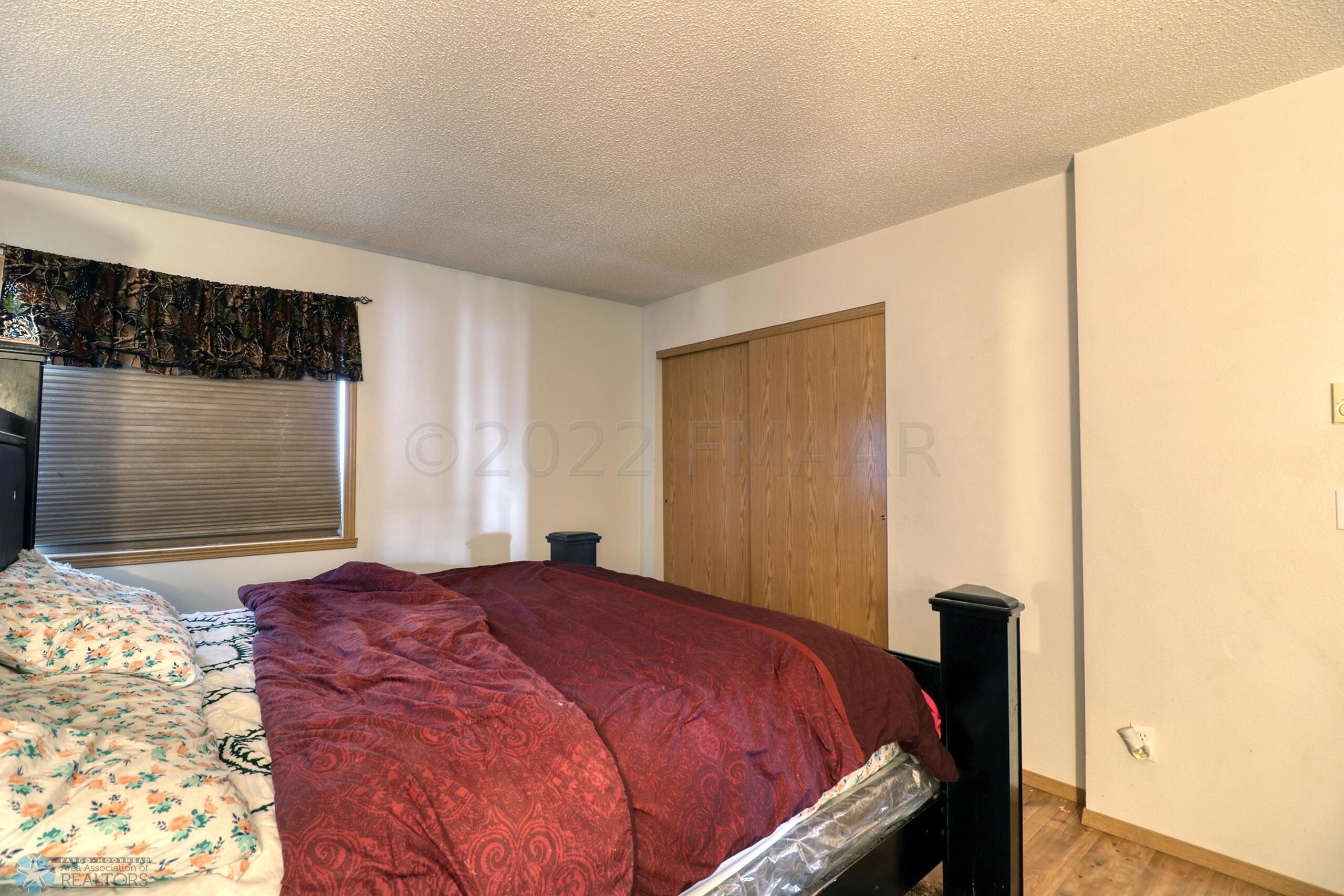 Master Bedroom1_2