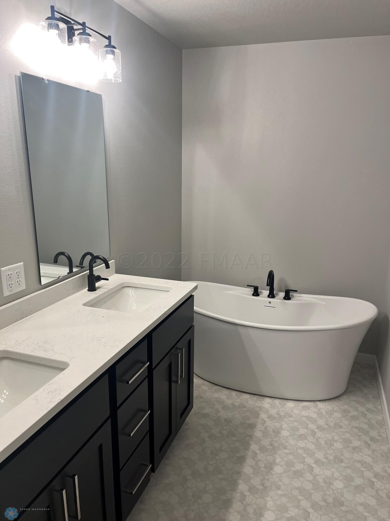 Master Bathroom with Soaker Tub
