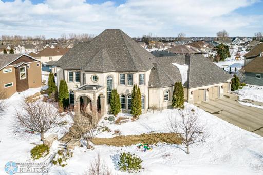 6010 SILVERLEAF Drive S, Fargo, ND 58104