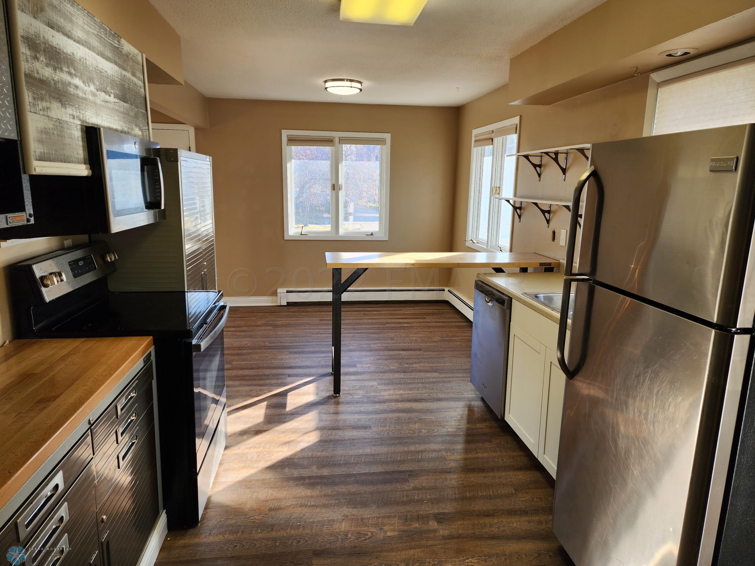 Kitchen-Upper