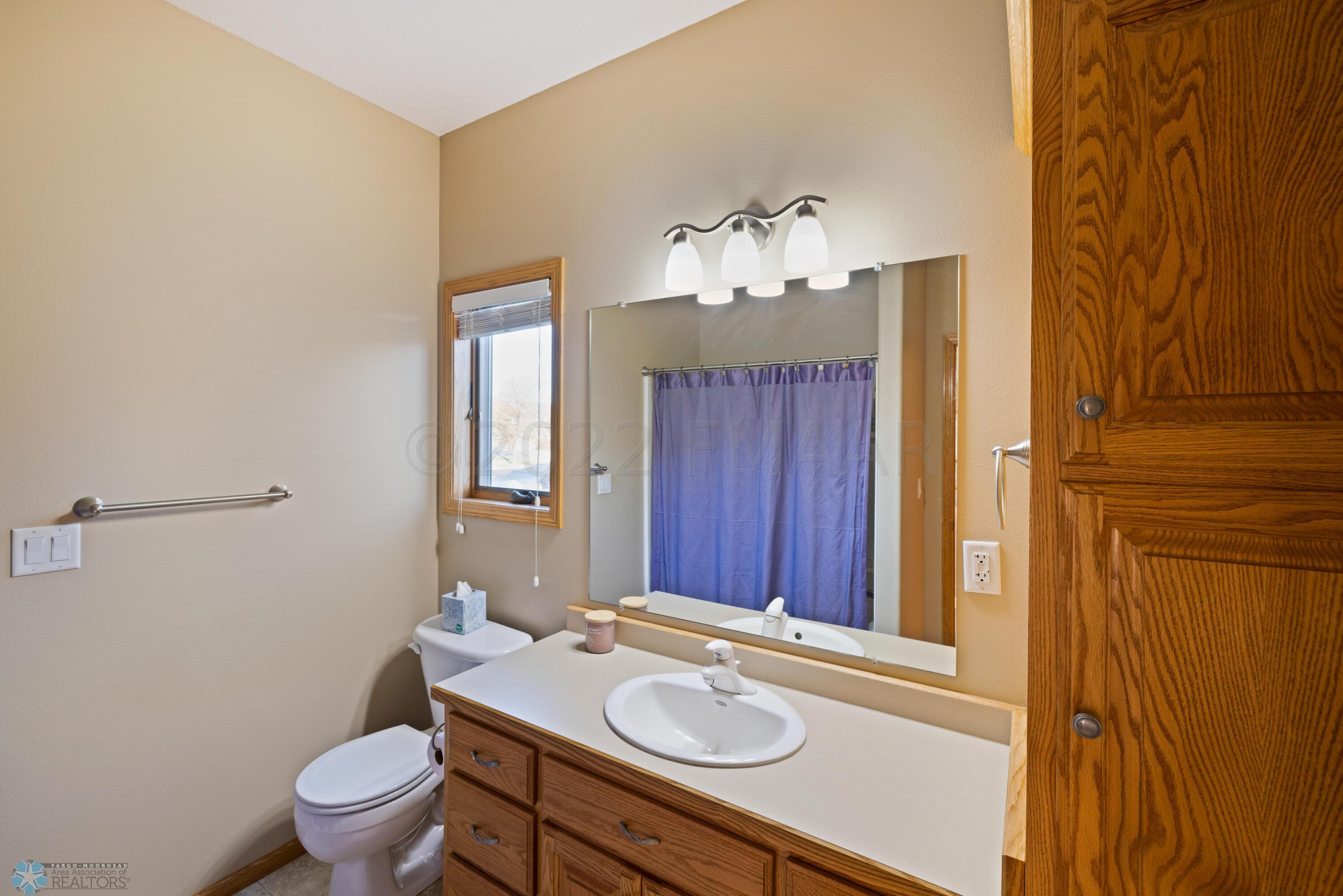 Main Floor Full Bath