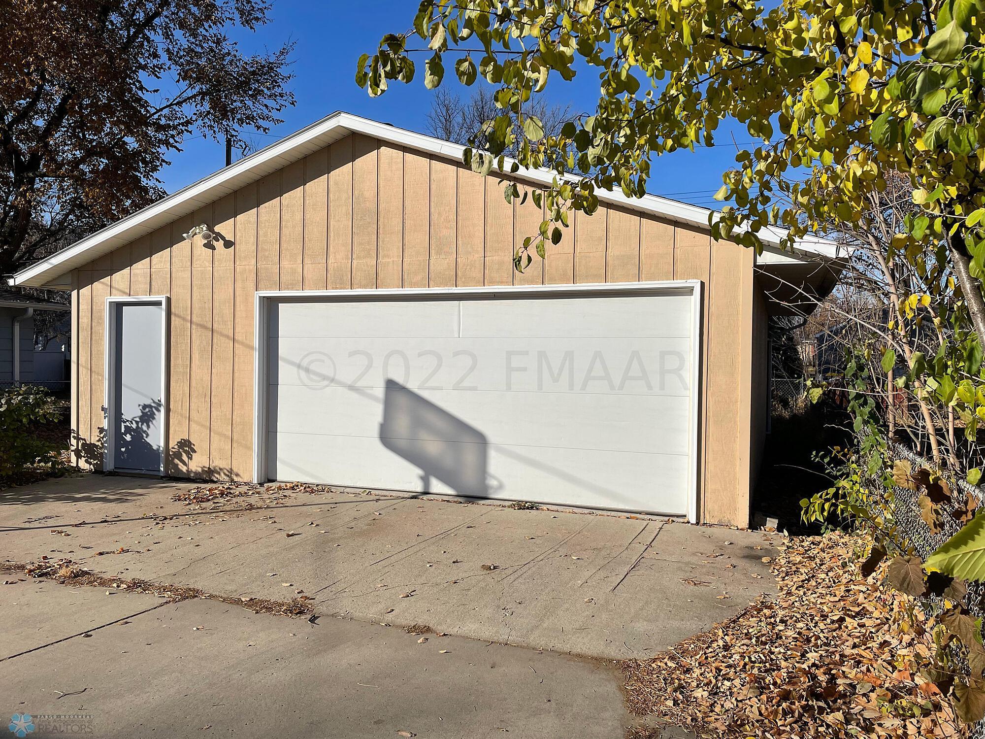 26 x 28 heated, insulated garage-front
