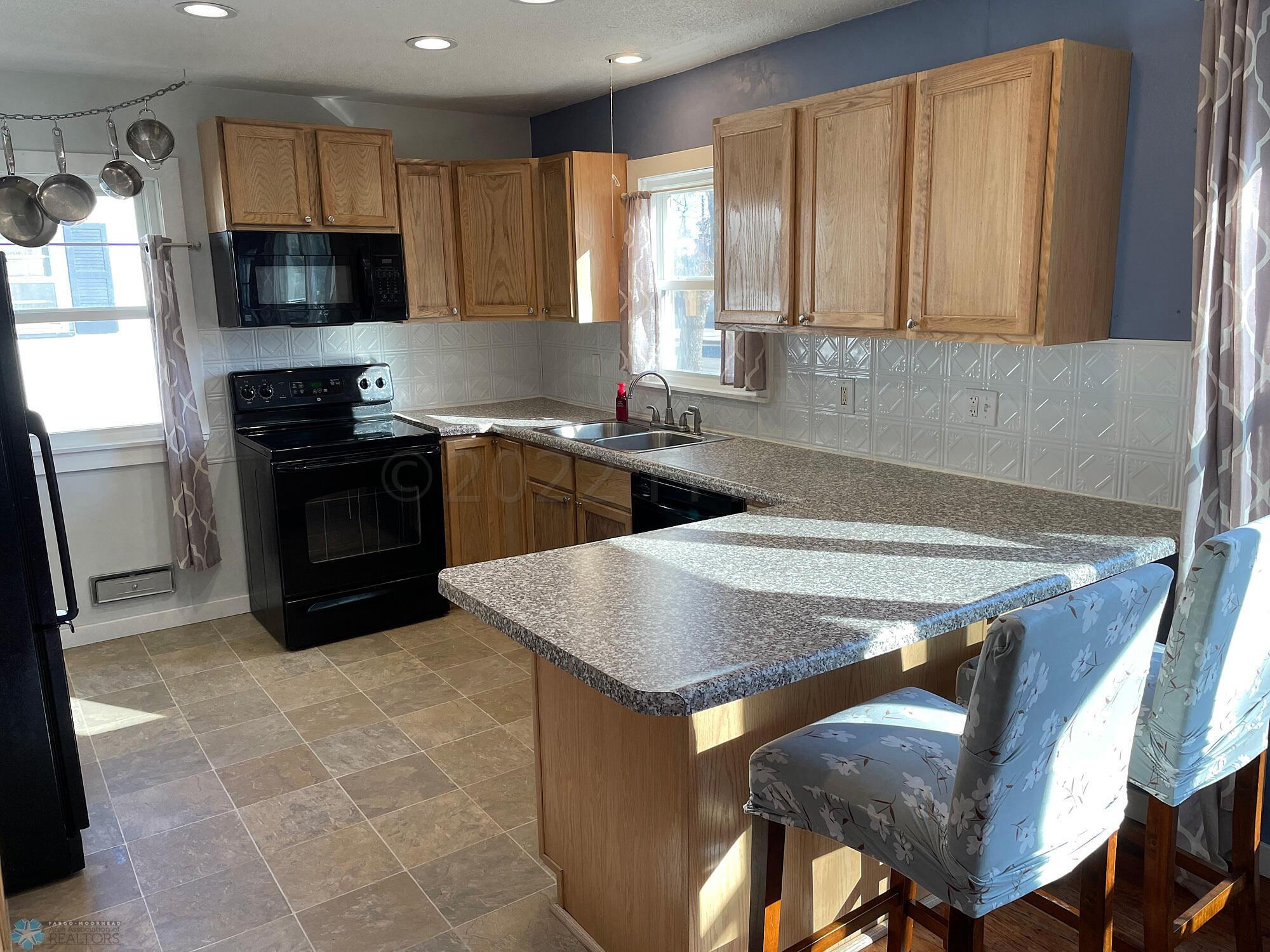 Updated kitchen-view from breakfast bar-