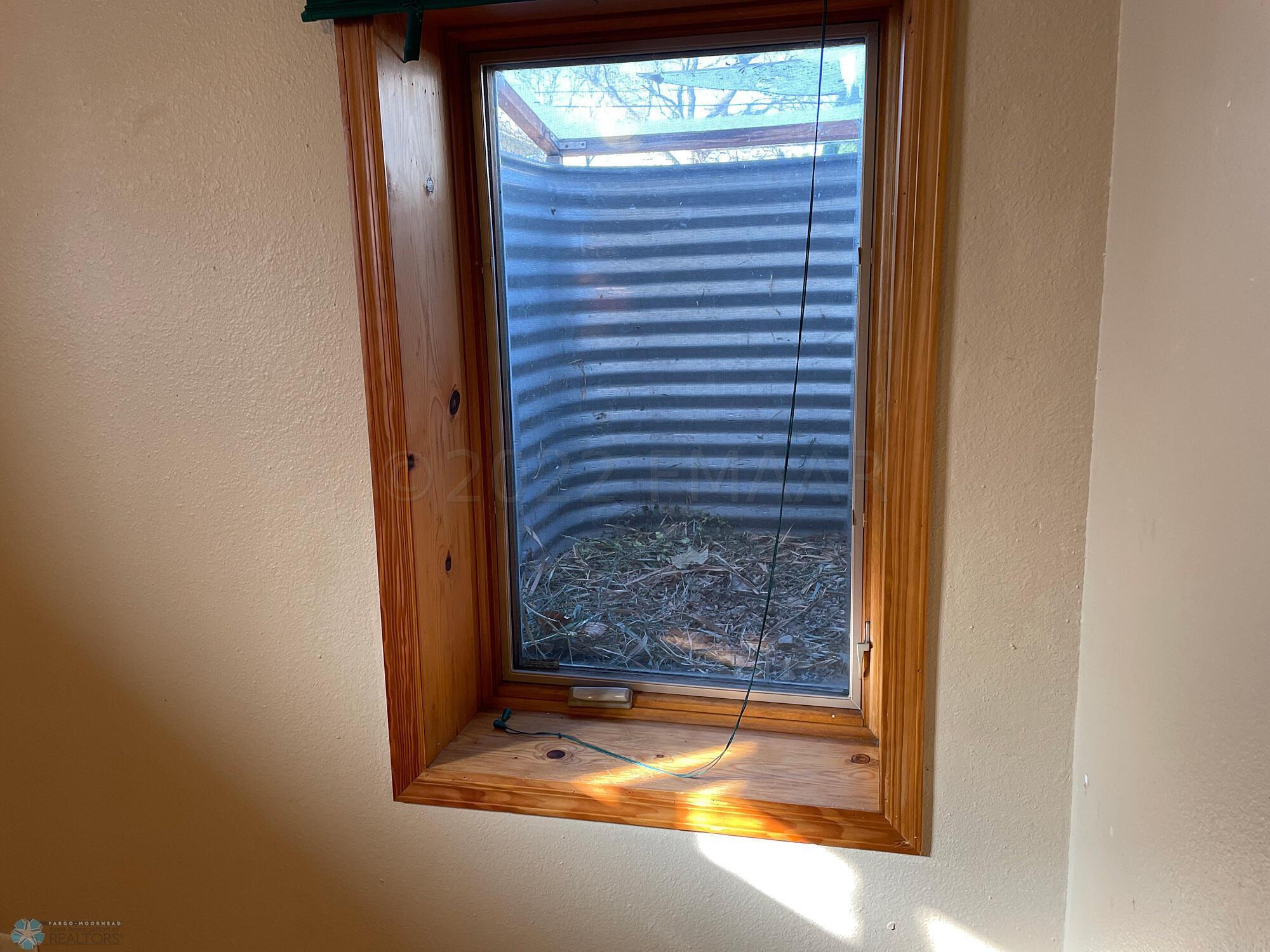 Bedroom 3. Egress. Laminate floor 2018.