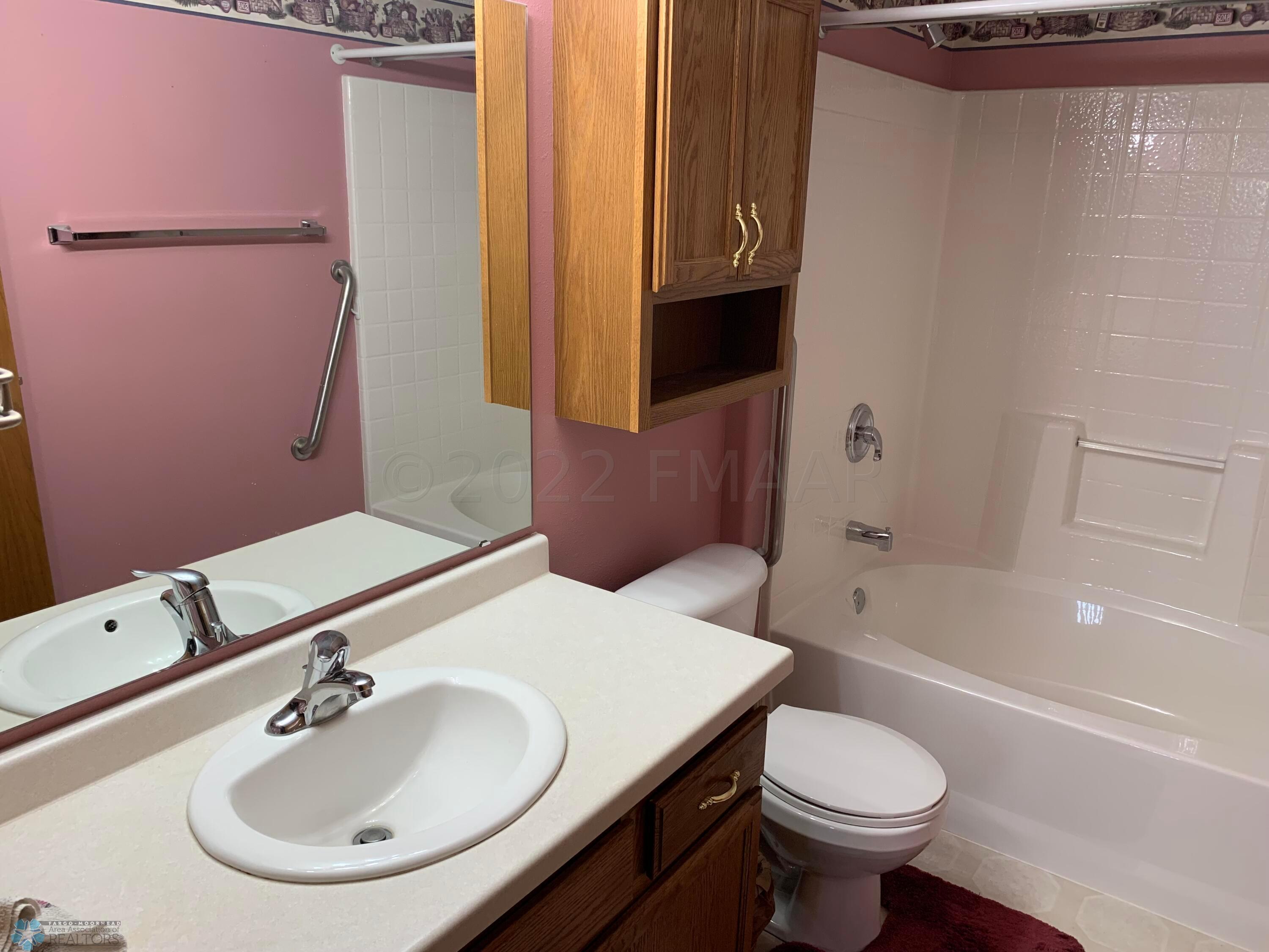 Master bathroom 1