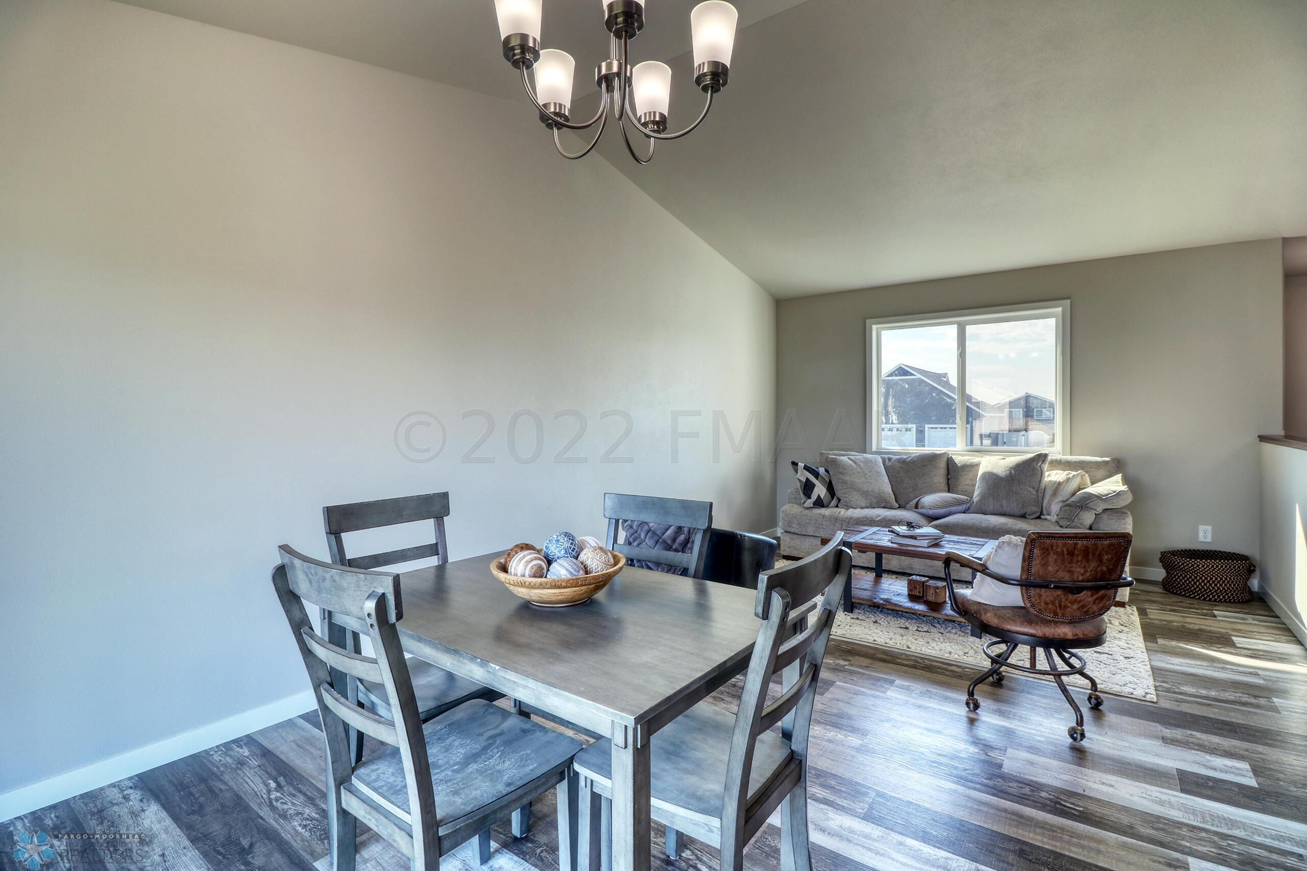 Dining Area1_3