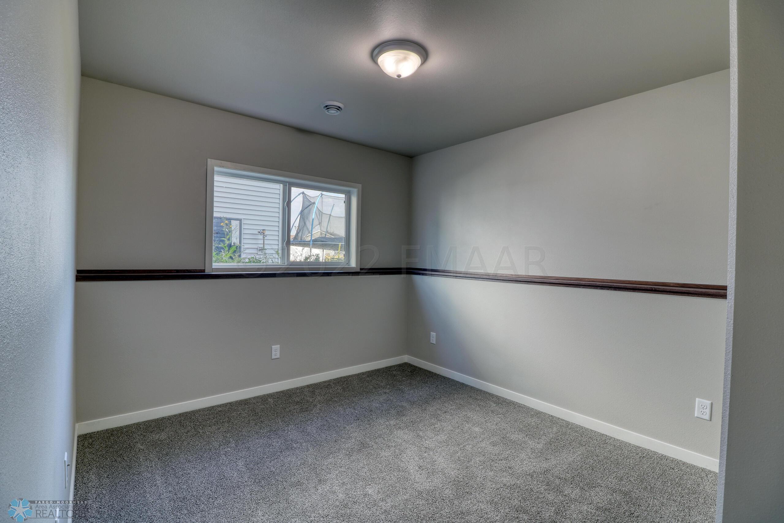 Basement Bedroom2_1