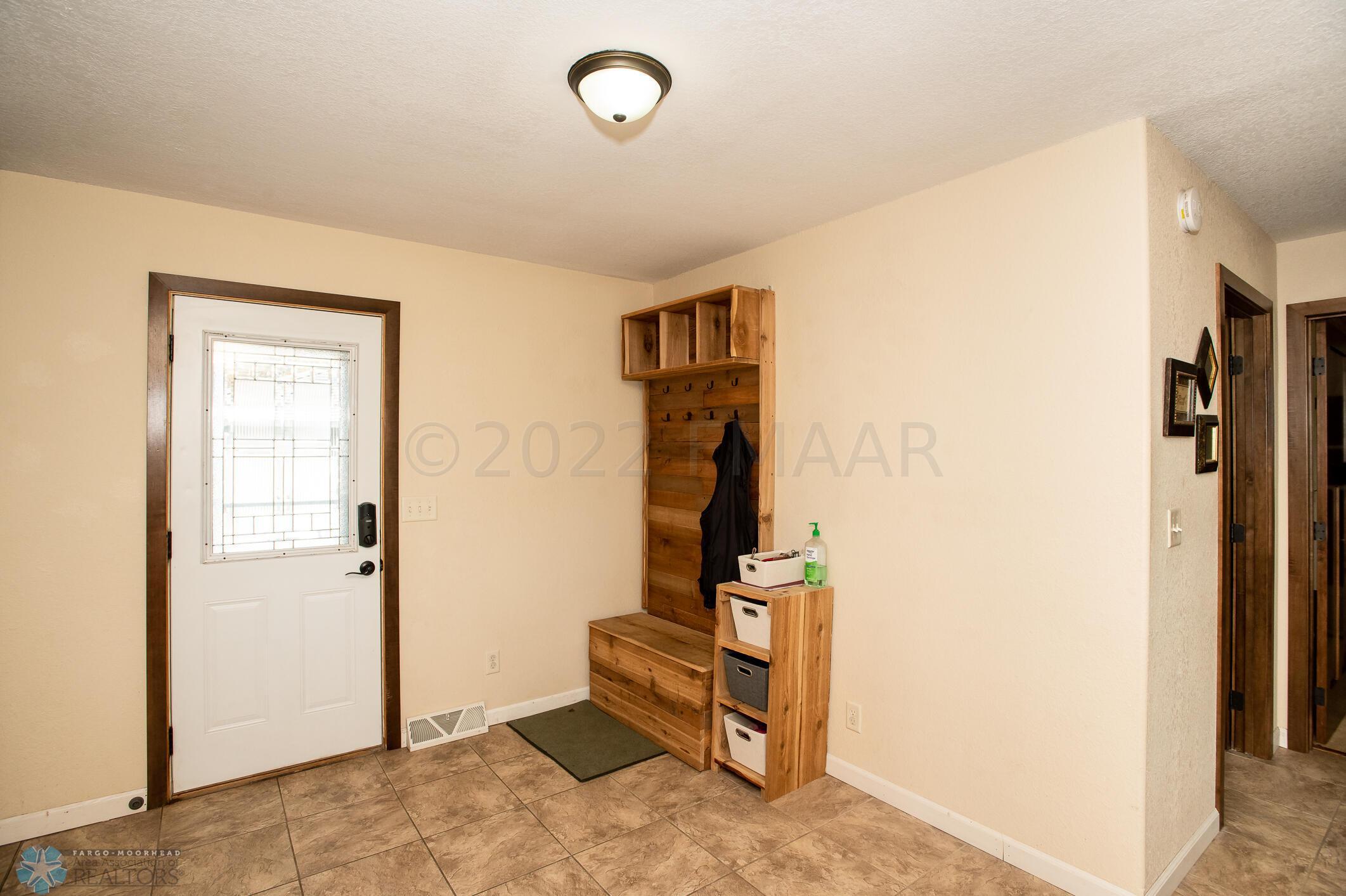 Side Entry Way