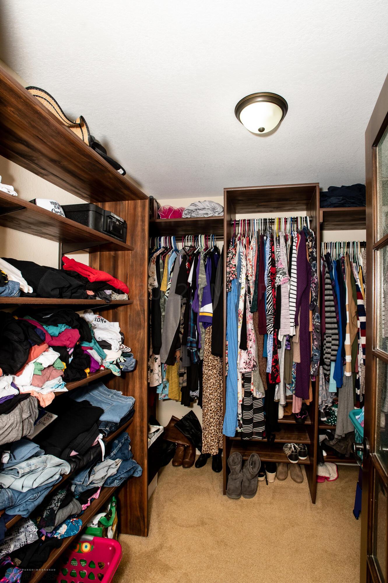 Walk-in Closet
