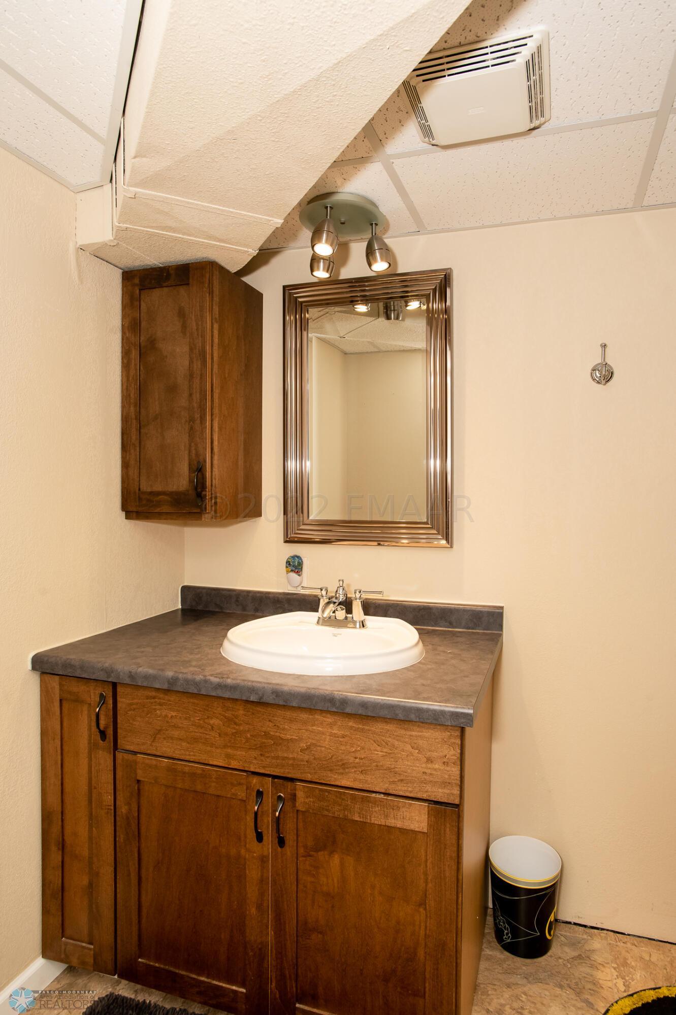 3/4 Bathroom