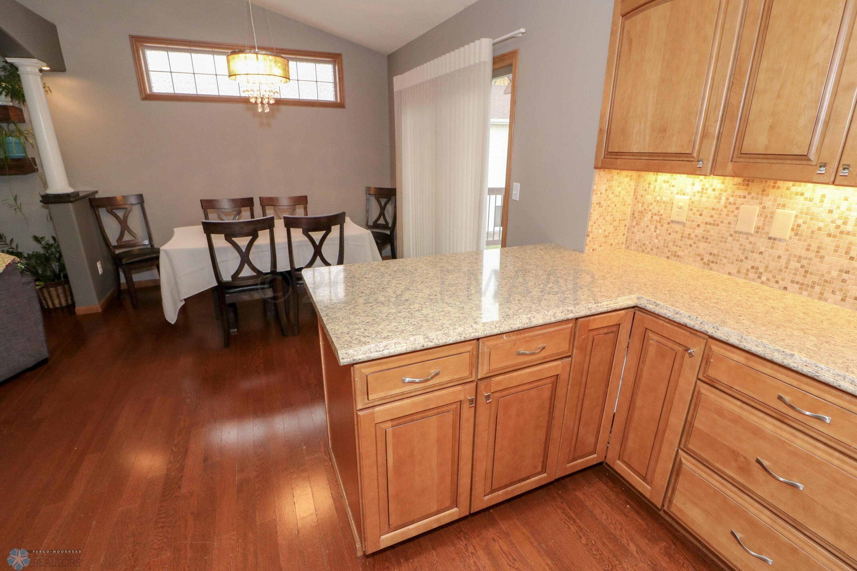 Kitchen/Dining