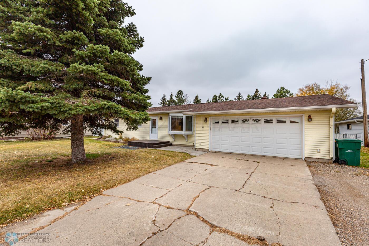 108 Lind Blvd