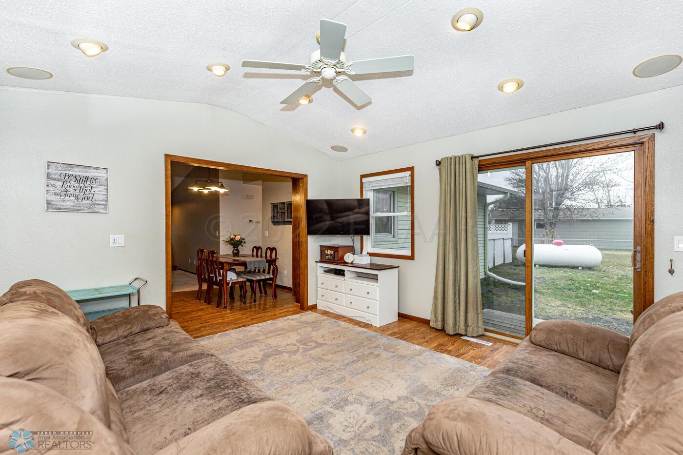 Sunroom/Family Room