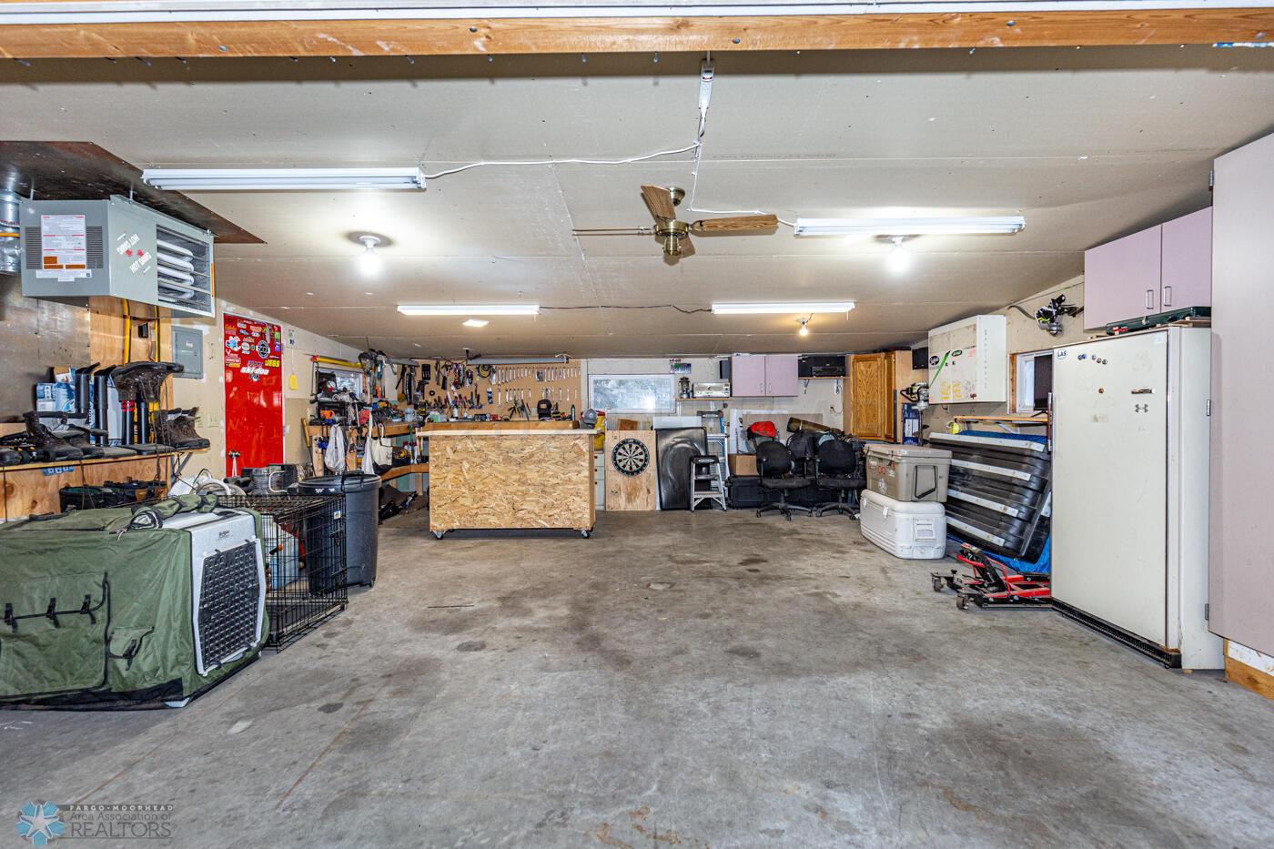 Garage/shop heated area